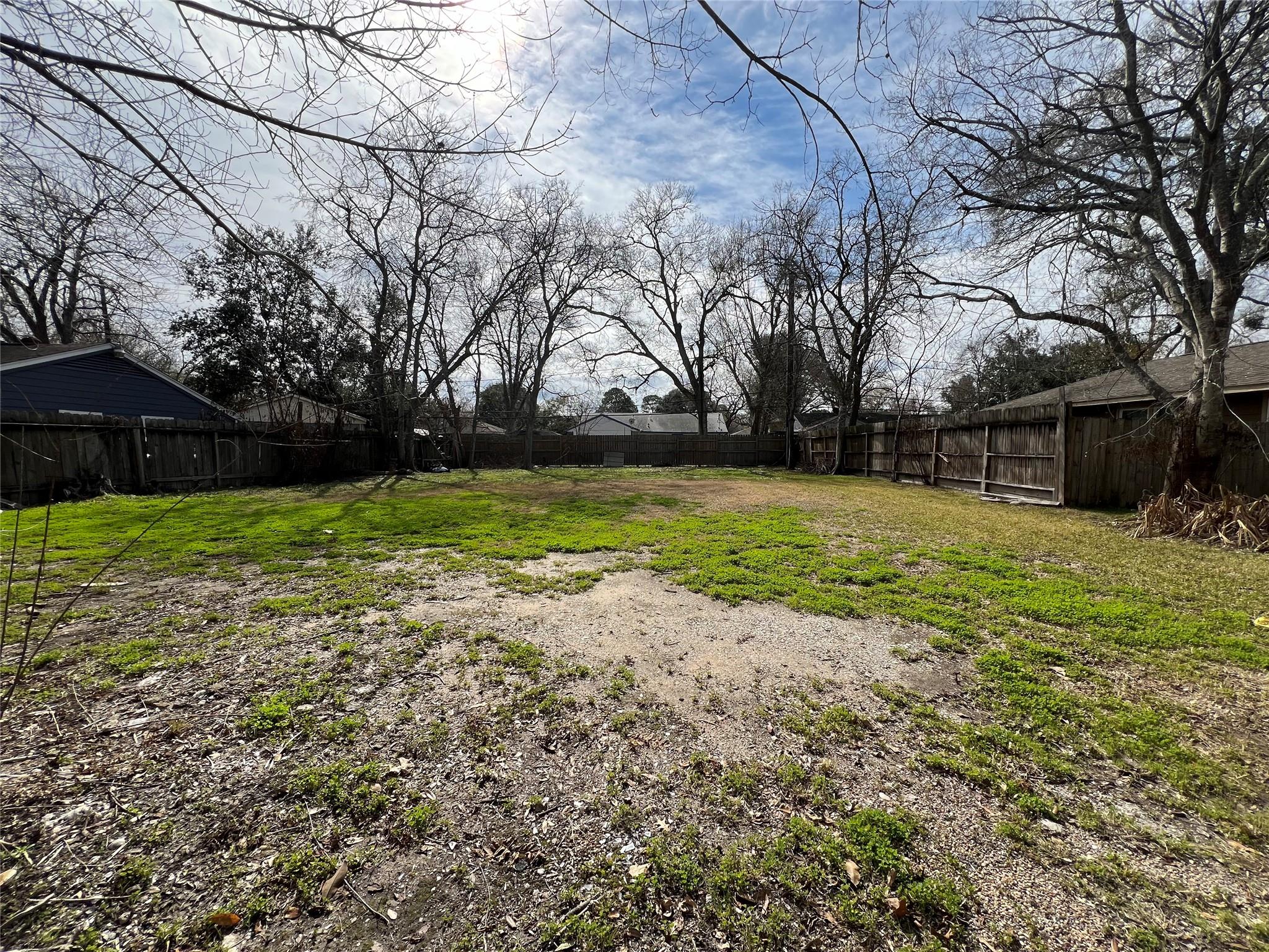 5905 Beechnut St, Houston, TX 77074 photo