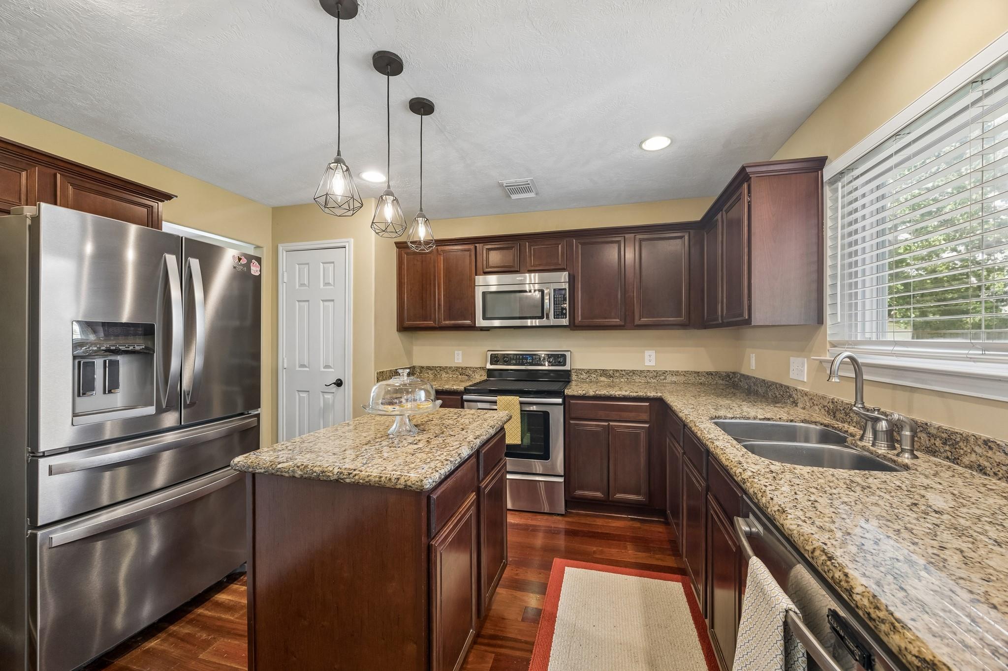 14403 Chestnut Falls Dr, Cypress, TX 77433 photo