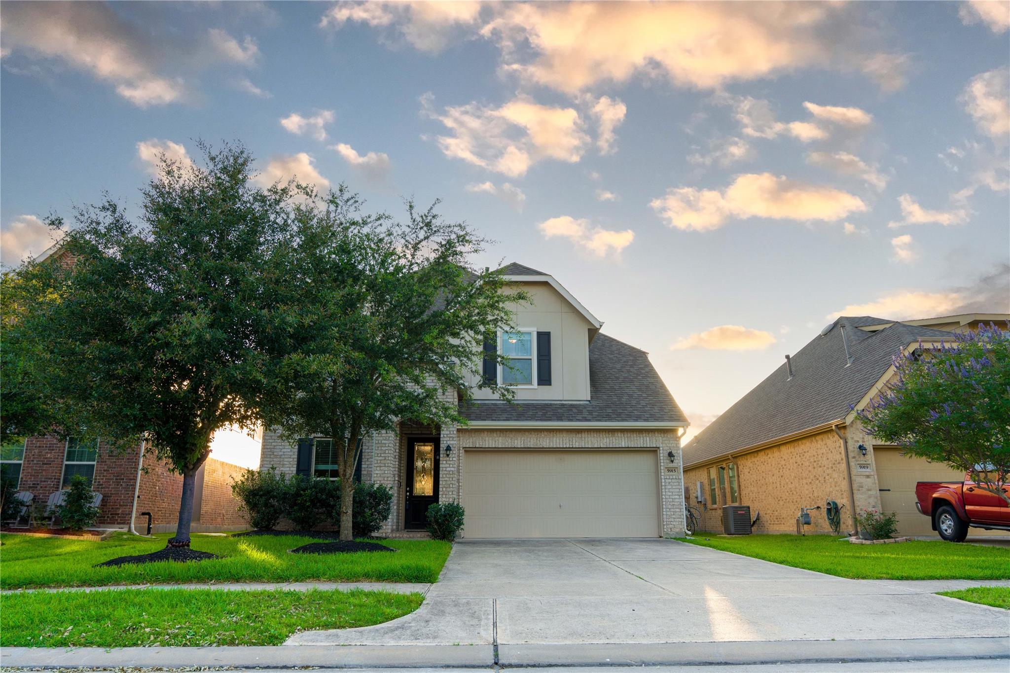 5915 Summer Holly Ln, Richmond, TX 77407 photo