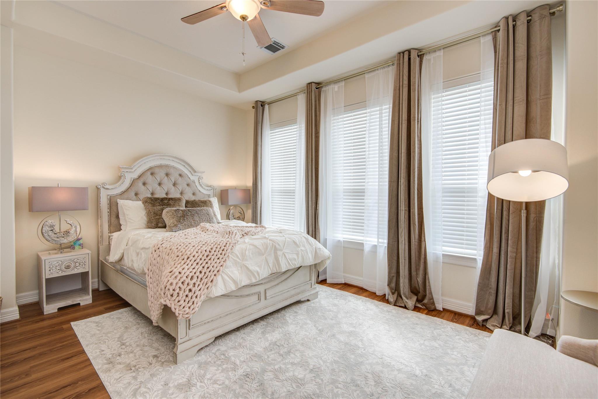 738 Link Rd, Houston, TX 77009 photo