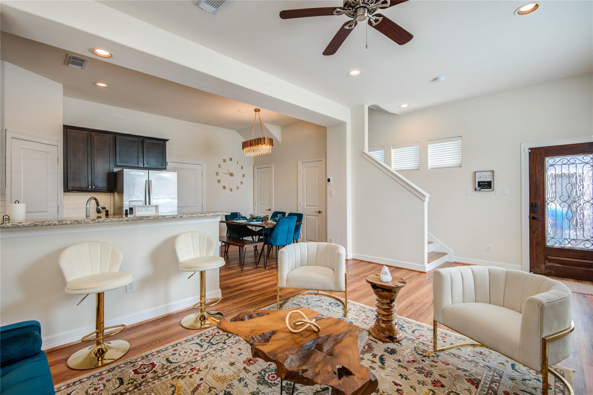 738 Link Rd, Houston, TX 77009