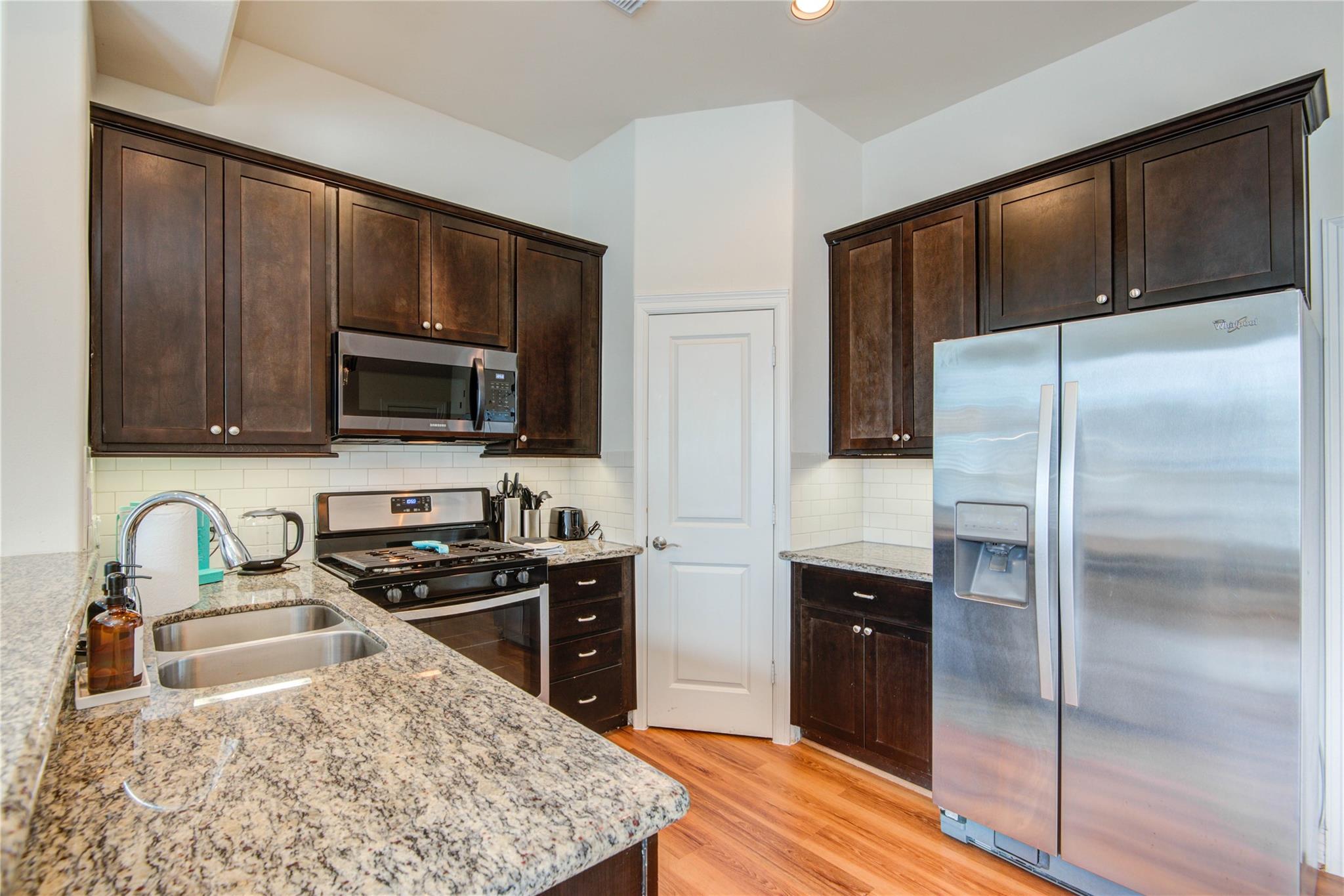 738 Link Rd, Houston, TX 77009 photo