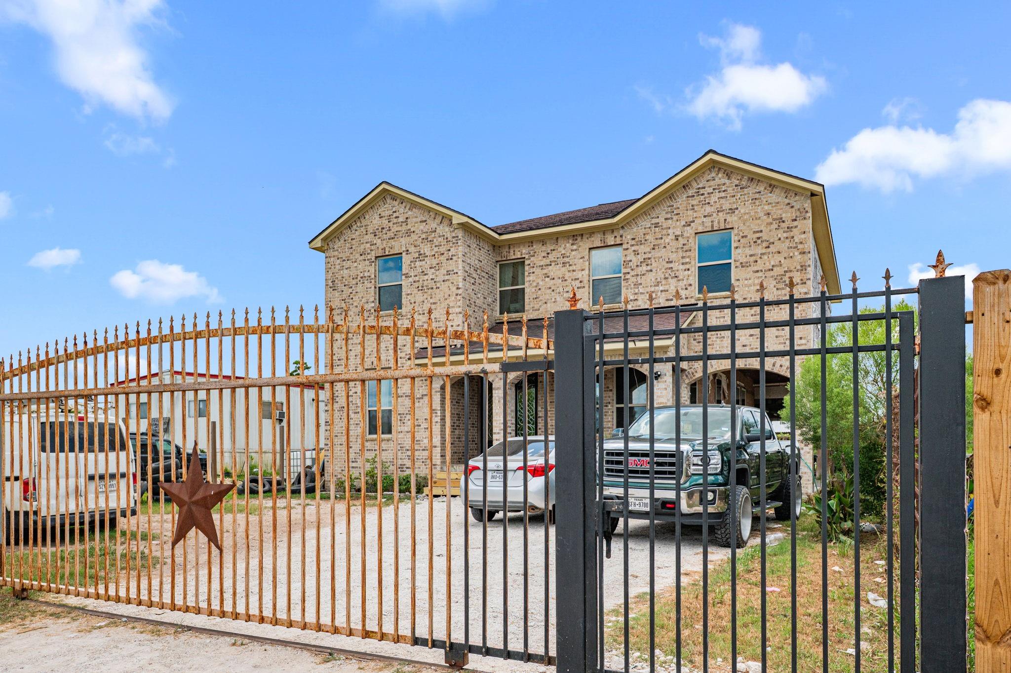 169 Road 5217, Cleveland, TX 77327 photo