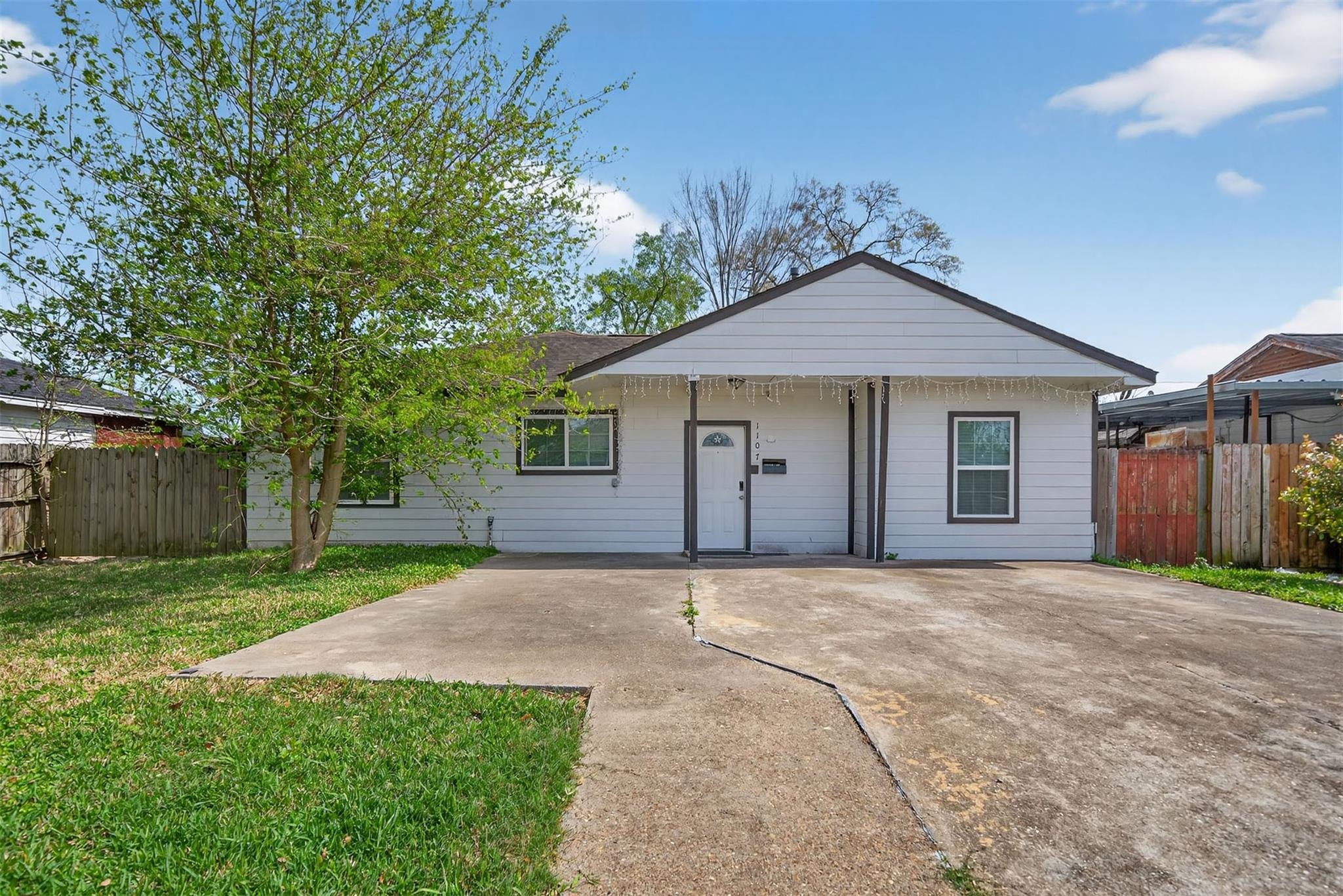 1107 Christine St, Houston, TX 77017
