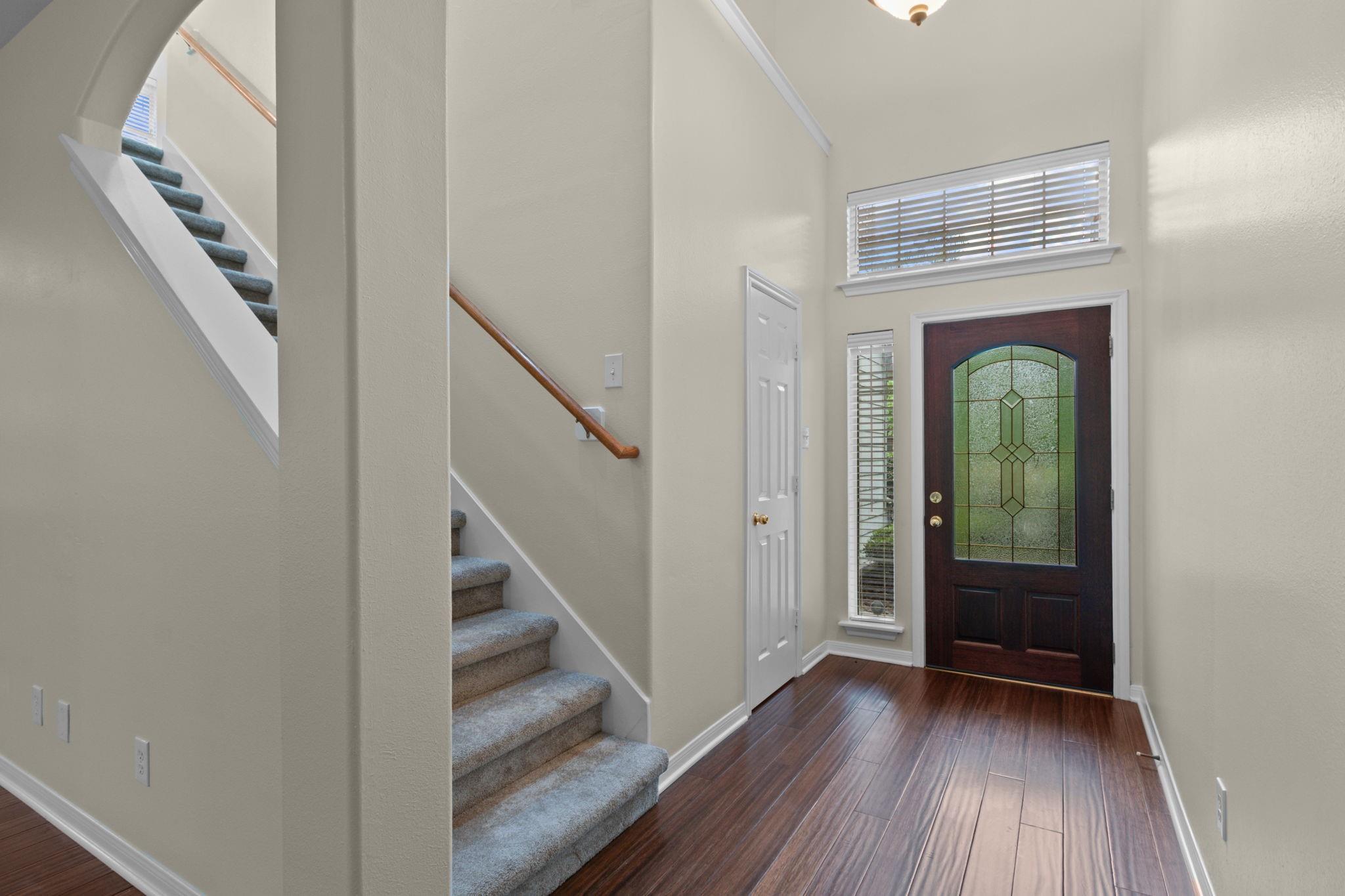 142 W Burberry Cir, The Woodlands, TX 77384 photo