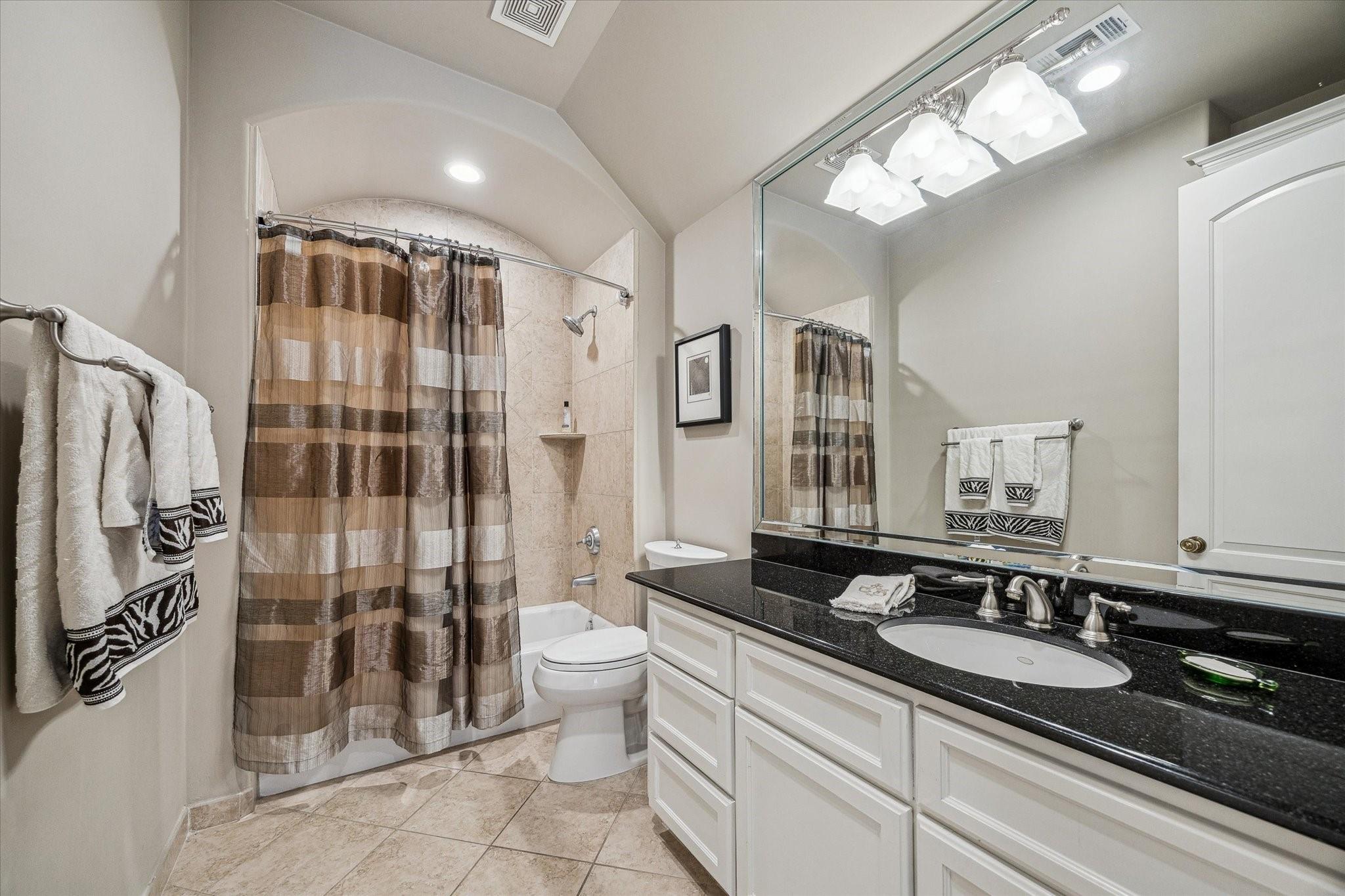 6506 Rodrigo St, Houston, TX 77007 photo