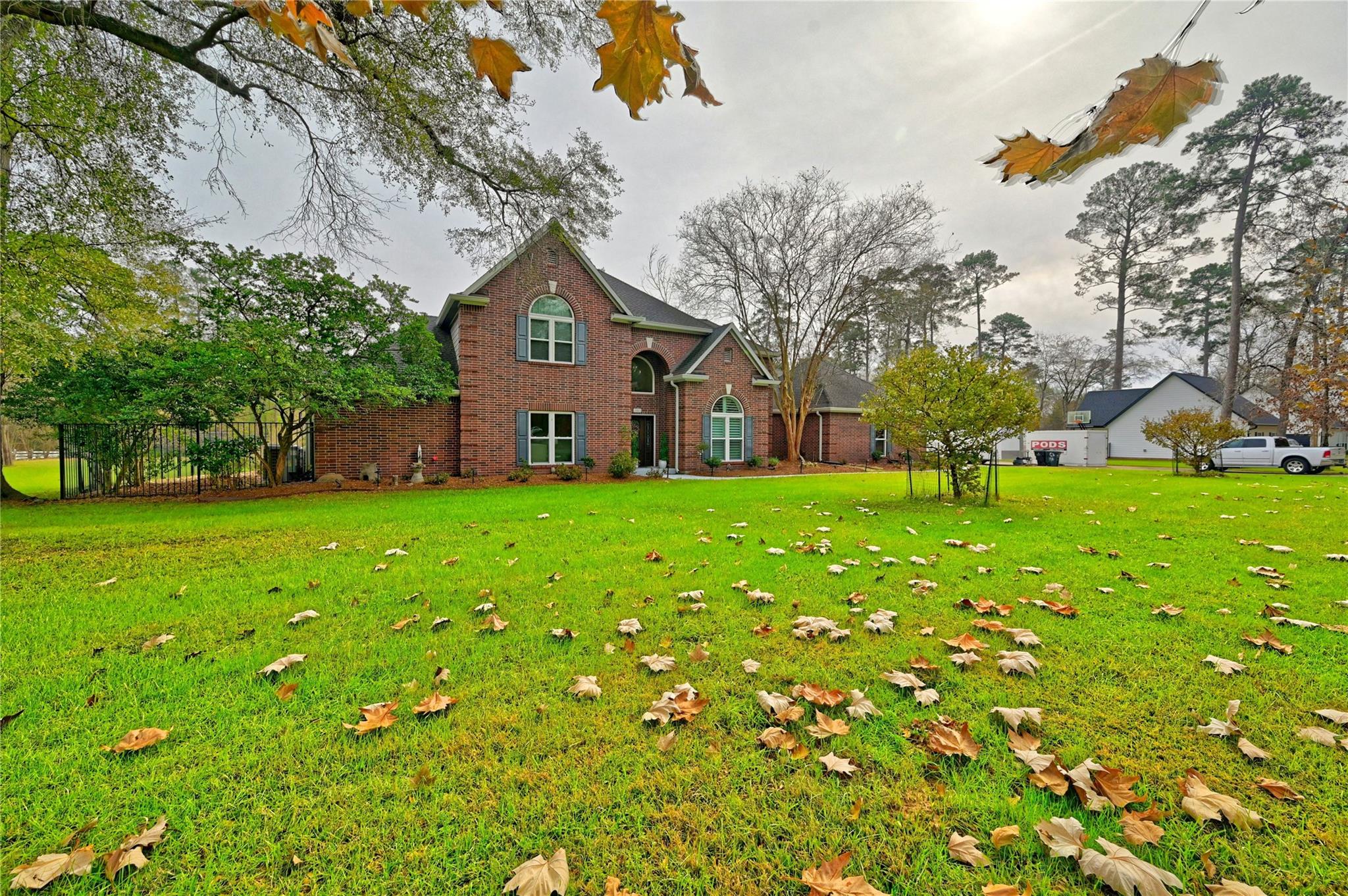 15461 Bedford Ln, Conroe, TX 77384 photo