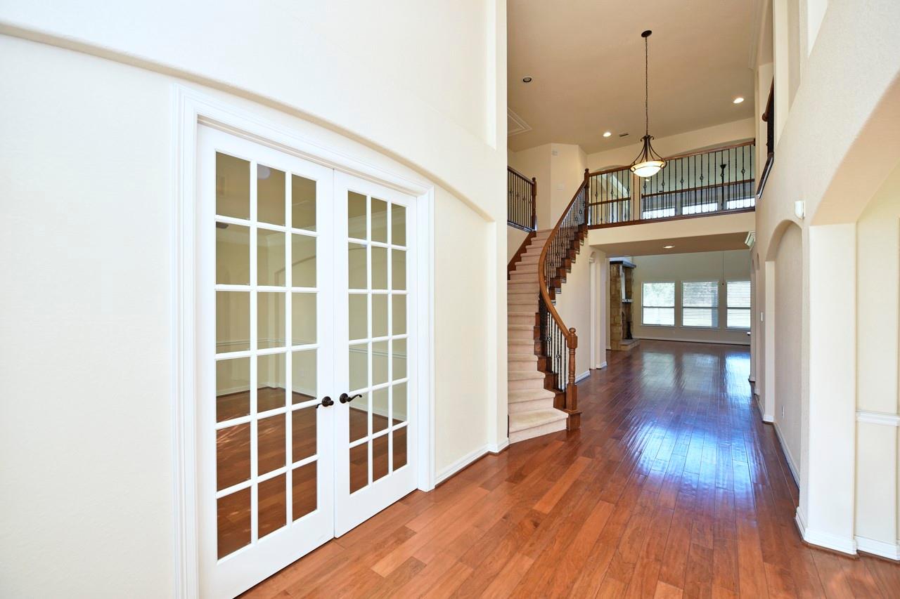 6010 Crystal Water Dr, Richmond, TX 77406 photo