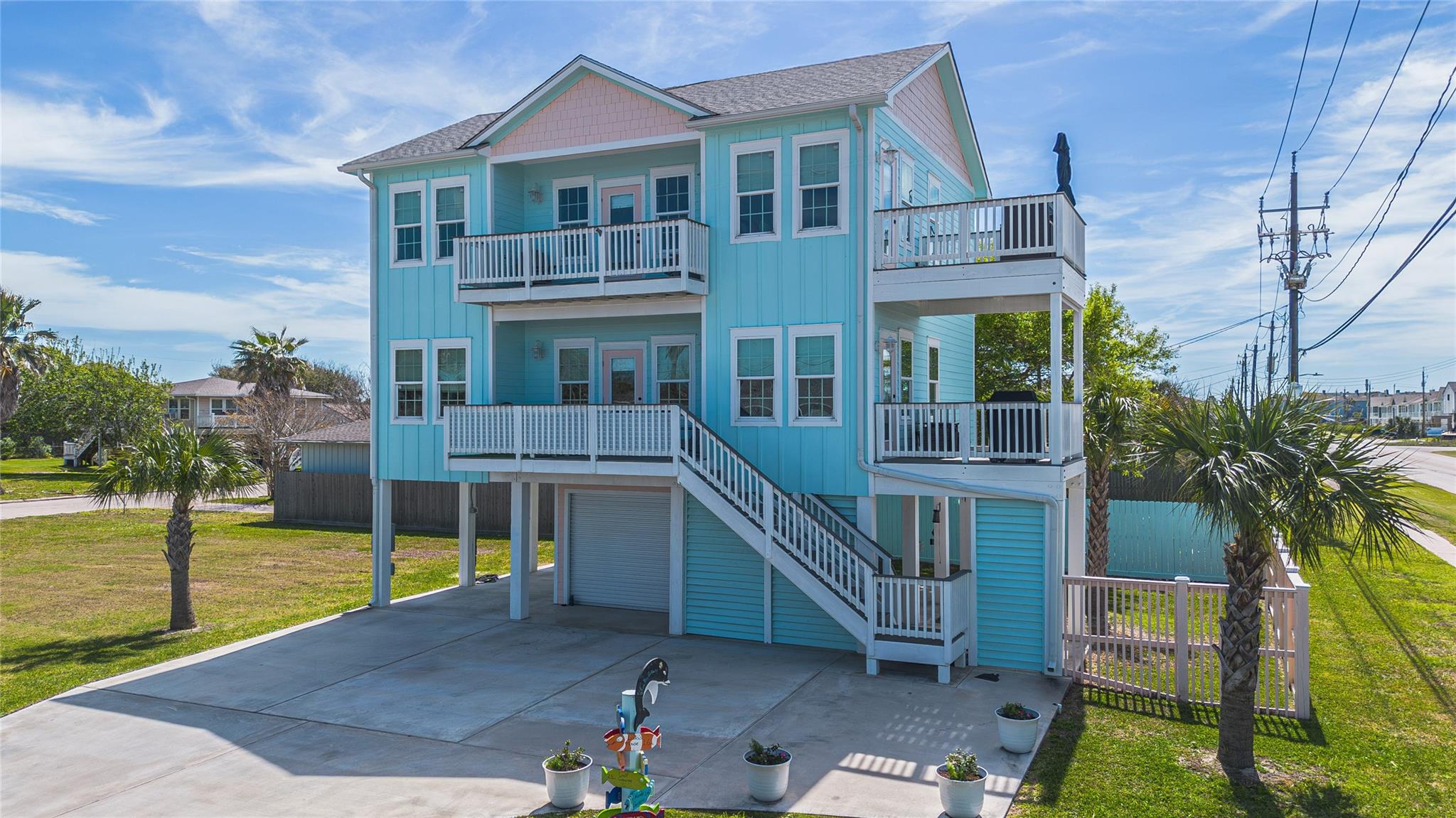 8029 Beluche Dr, Galveston, TX 77551 photo