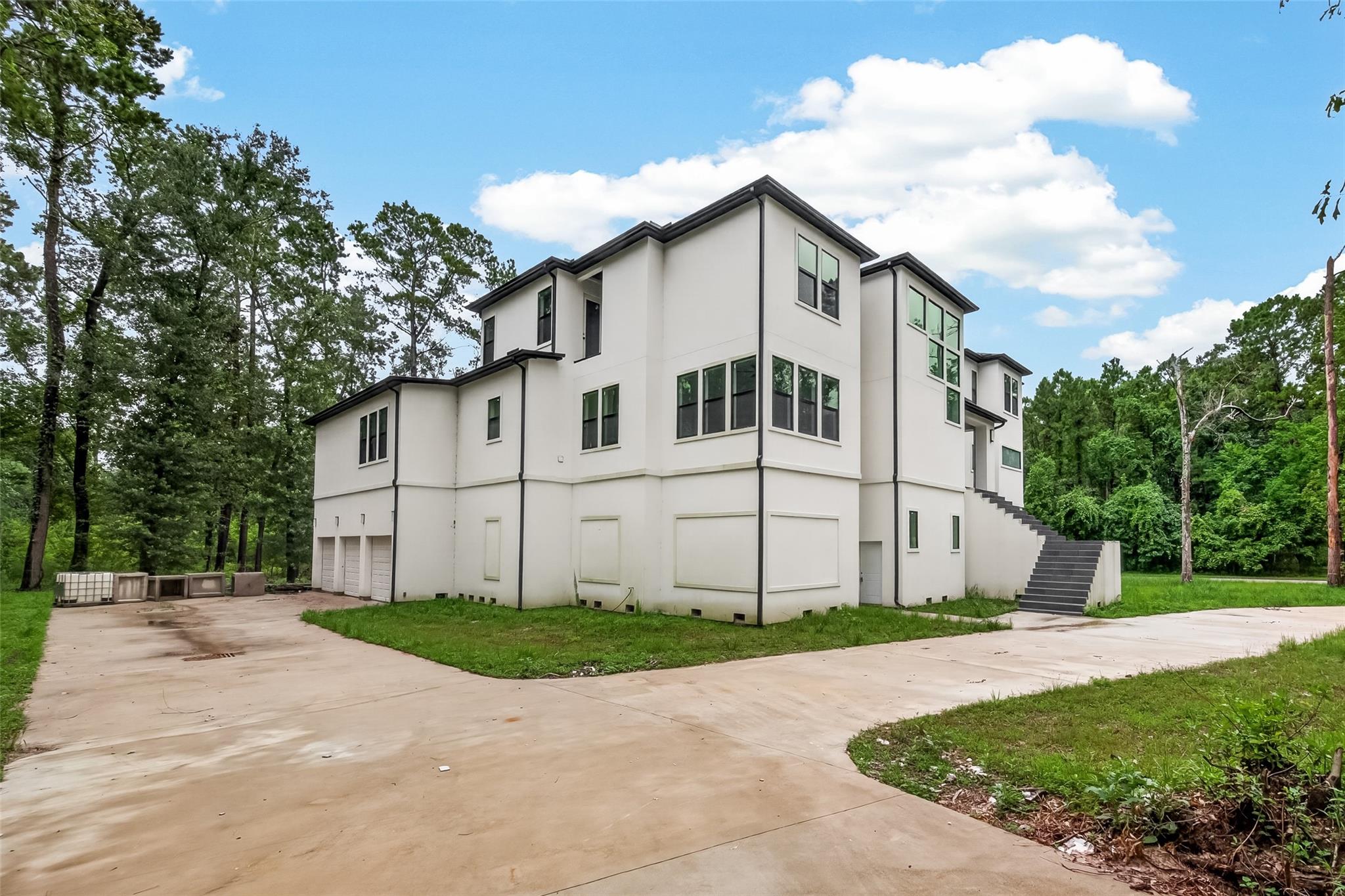 2 Deer Ridge Estates Blvd, Houston, TX 77339 photo