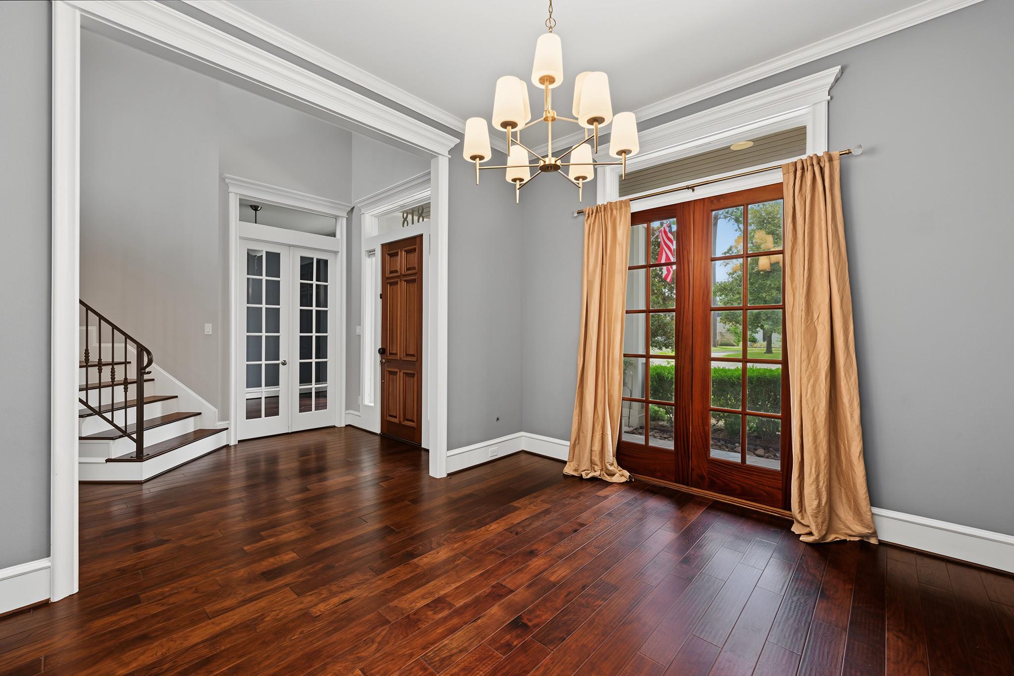 818 W 43 St, Houston, TX 77018 photo
