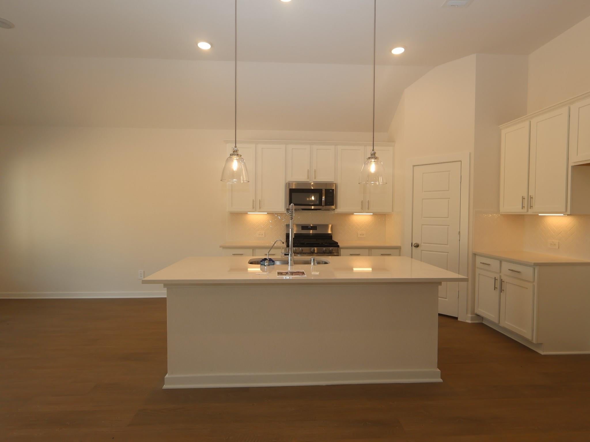 180 Wasatch Peaks Way, Willis, TX 77378 photo