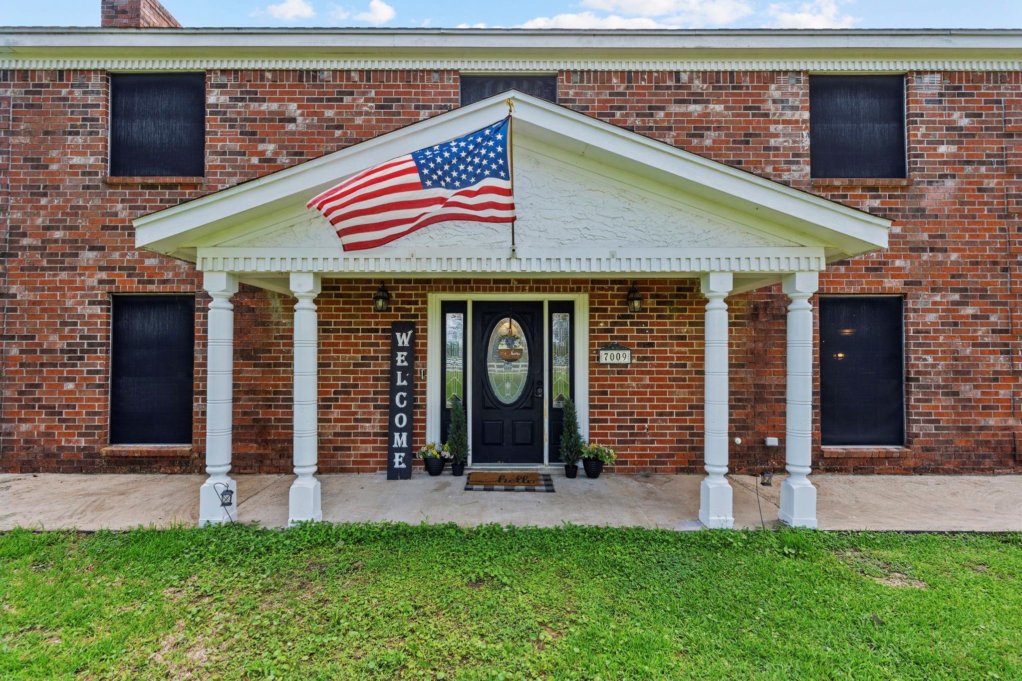 7009 Avenue R, Santa Fe, TX 77510 photo