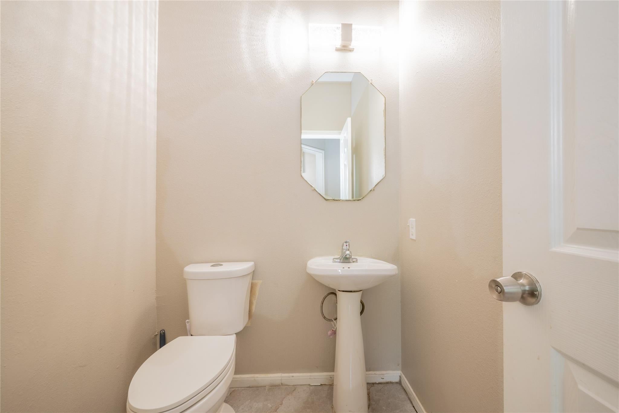 14503 Little St, Houston, TX 77045 photo