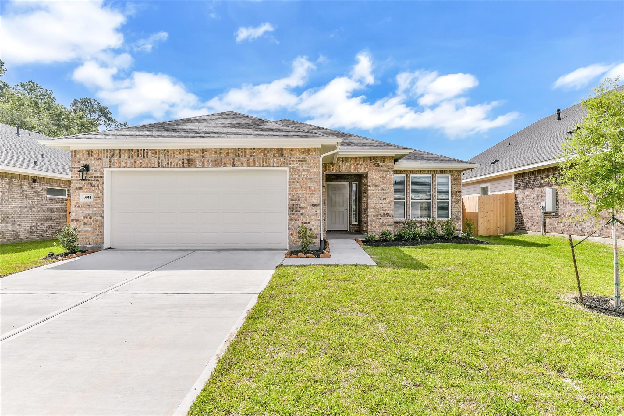 3014 King Oaks St, Baytown, TX 77251