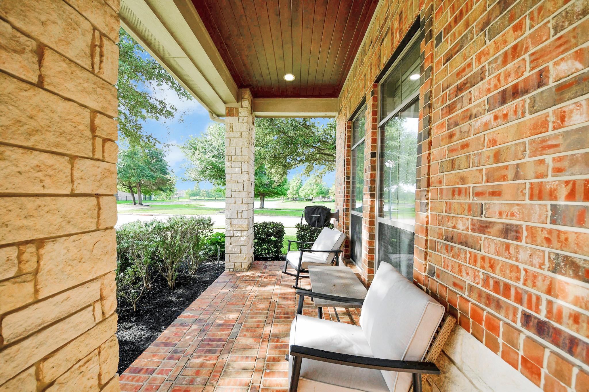 9303 Georgetown Glen Cir, Cypress, TX 77433 photo