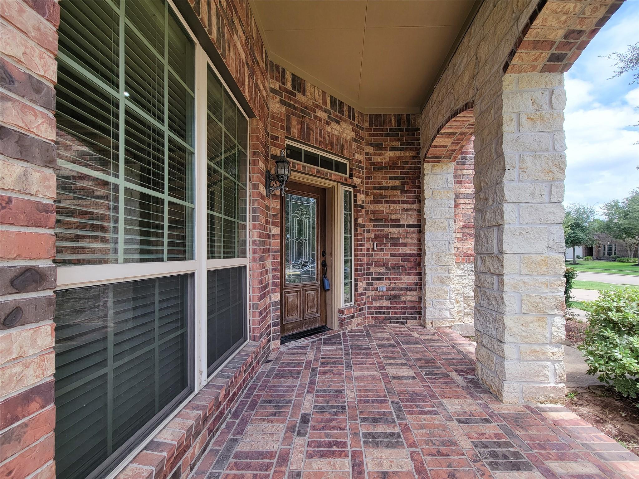 2210 Pearl Bay Ct, Pearland, TX 77584 photo