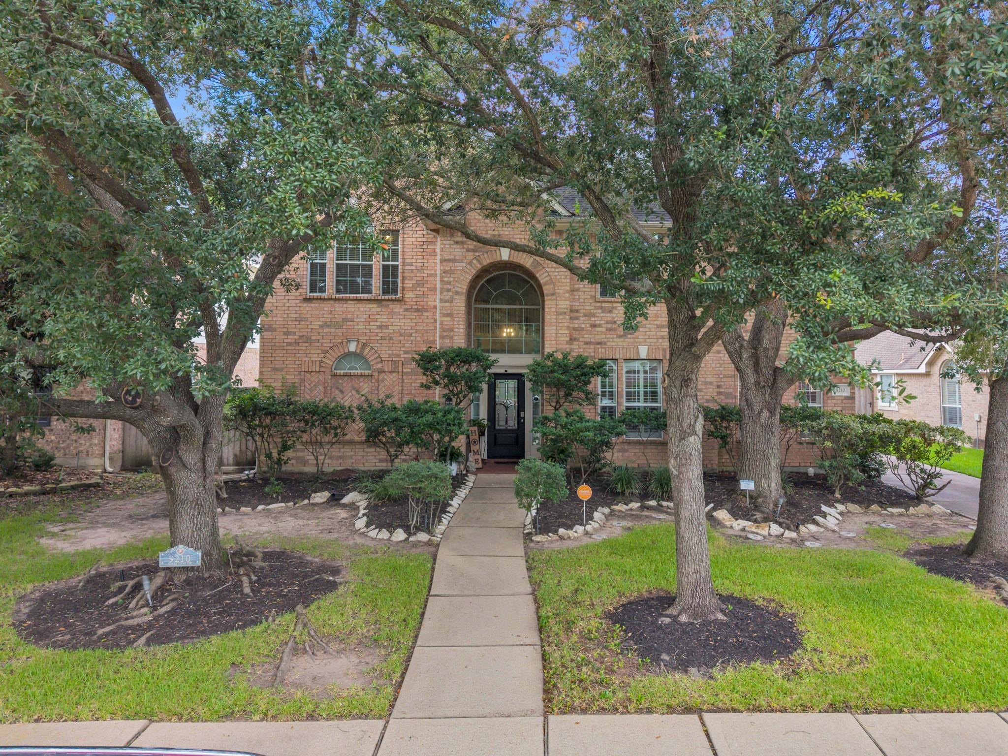 9210 Kirkstone Dr, Spring, TX 77379