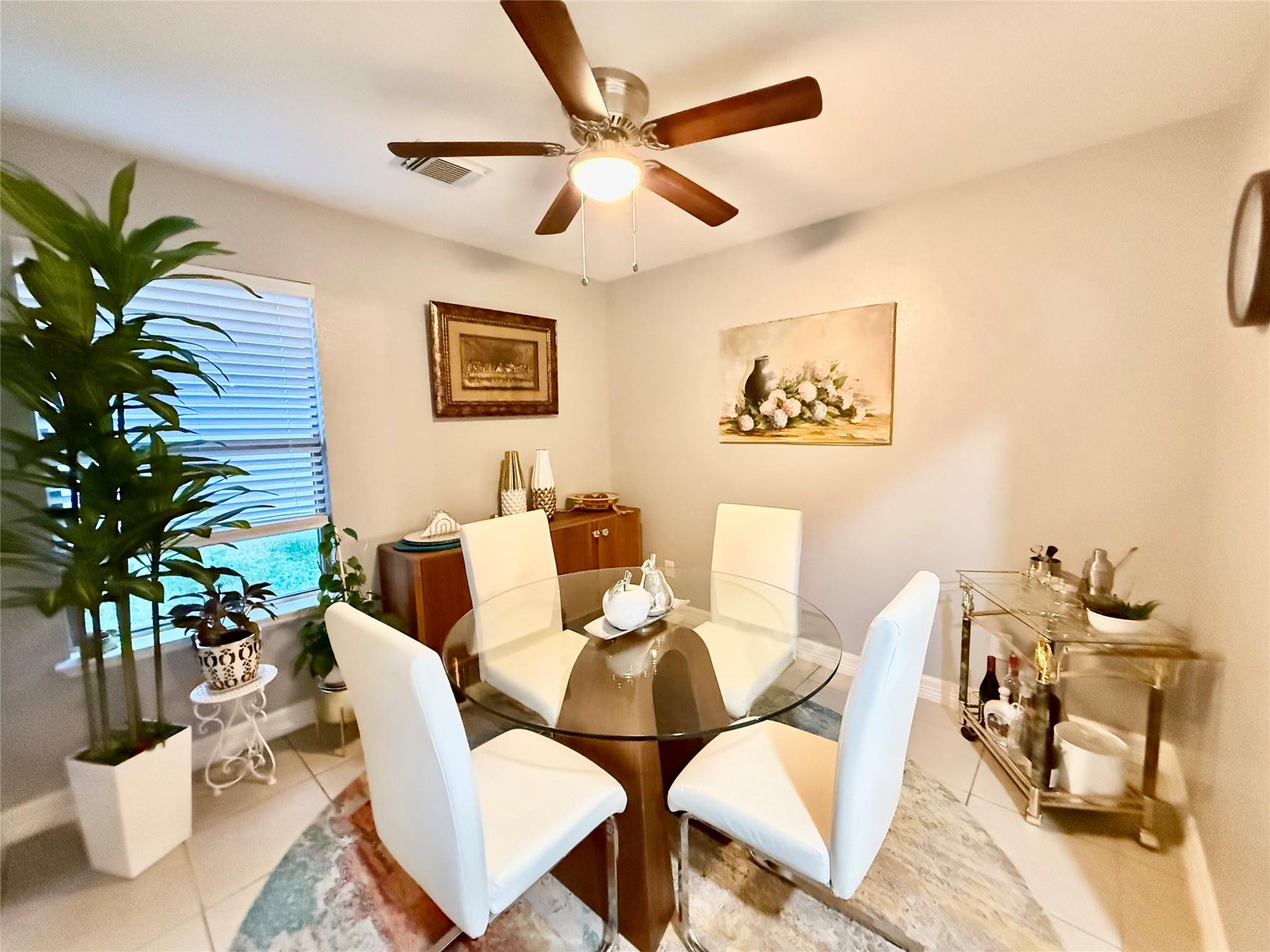 22843 Twisting Pine Dr, Spring, TX 77373 photo
