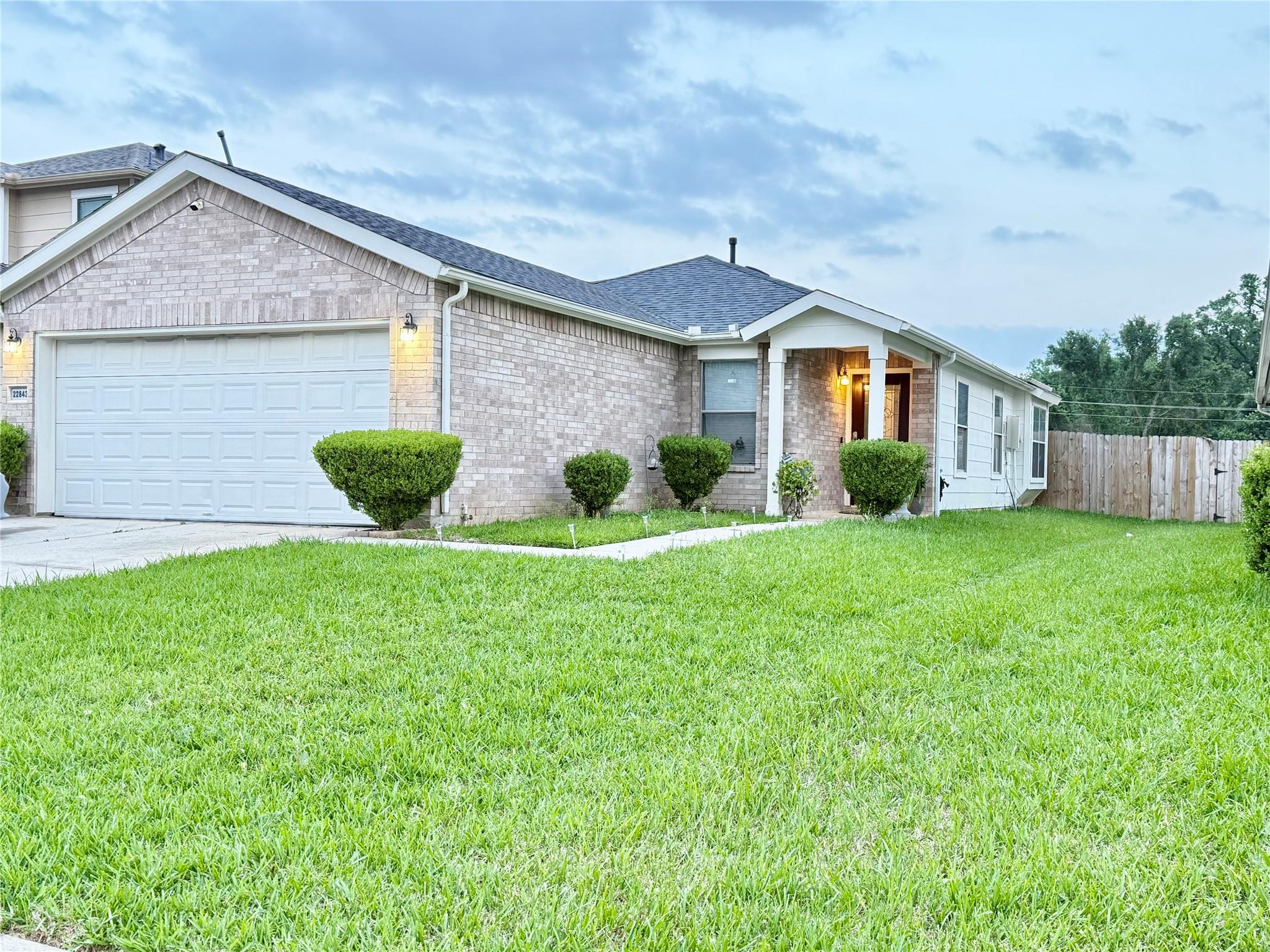 22843 Twisting Pine Dr, Spring, TX 77373