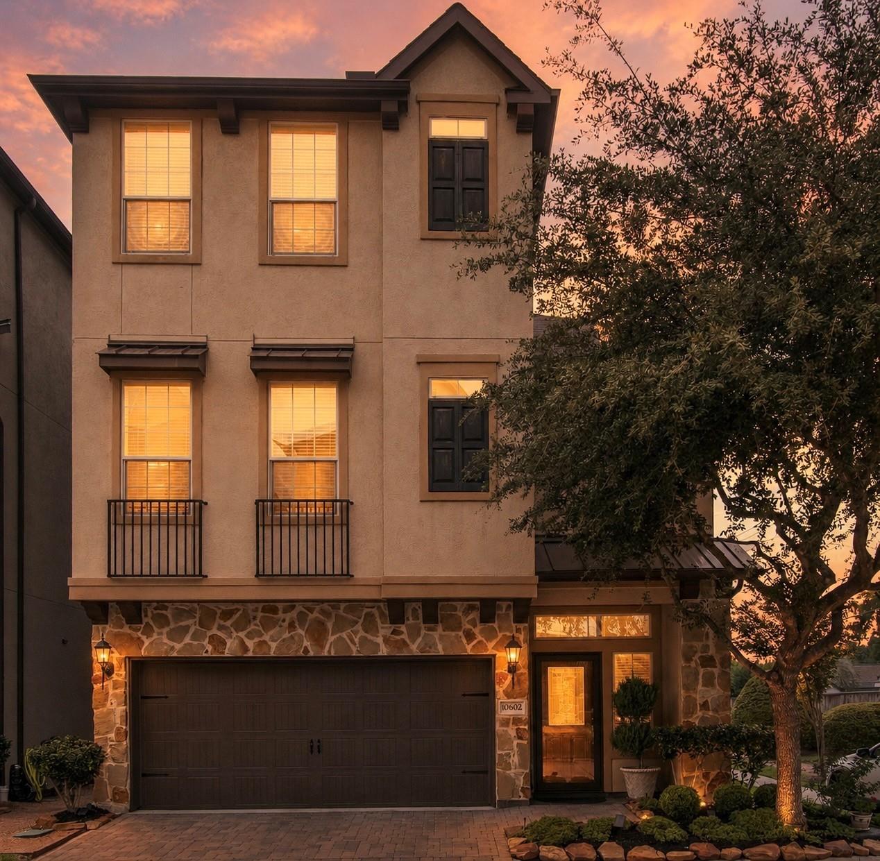 10602 Enclave Shadows Ct, Houston, TX 77043 photo