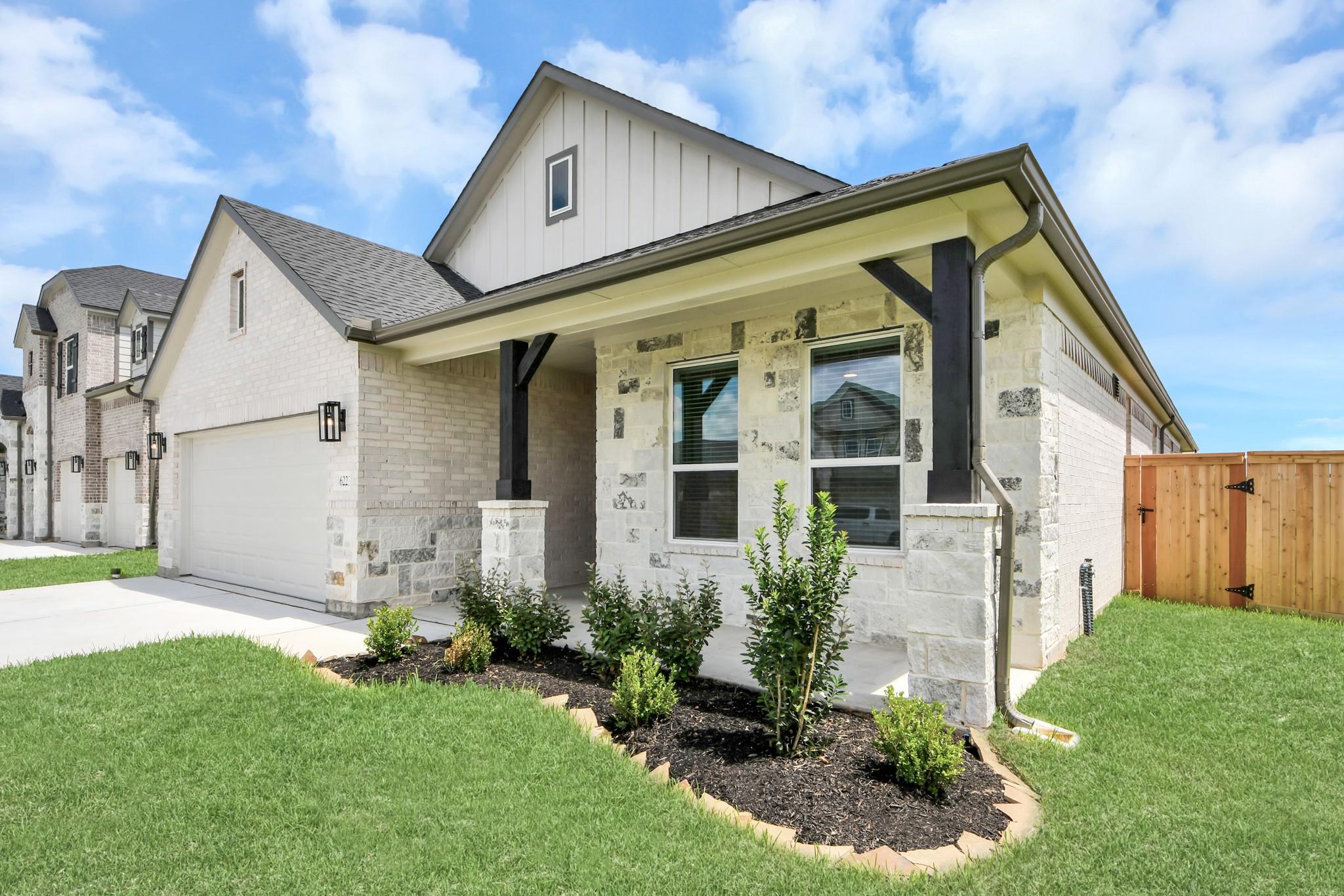 5858 Fox Peak Ln, Richmond, TX 77469 photo