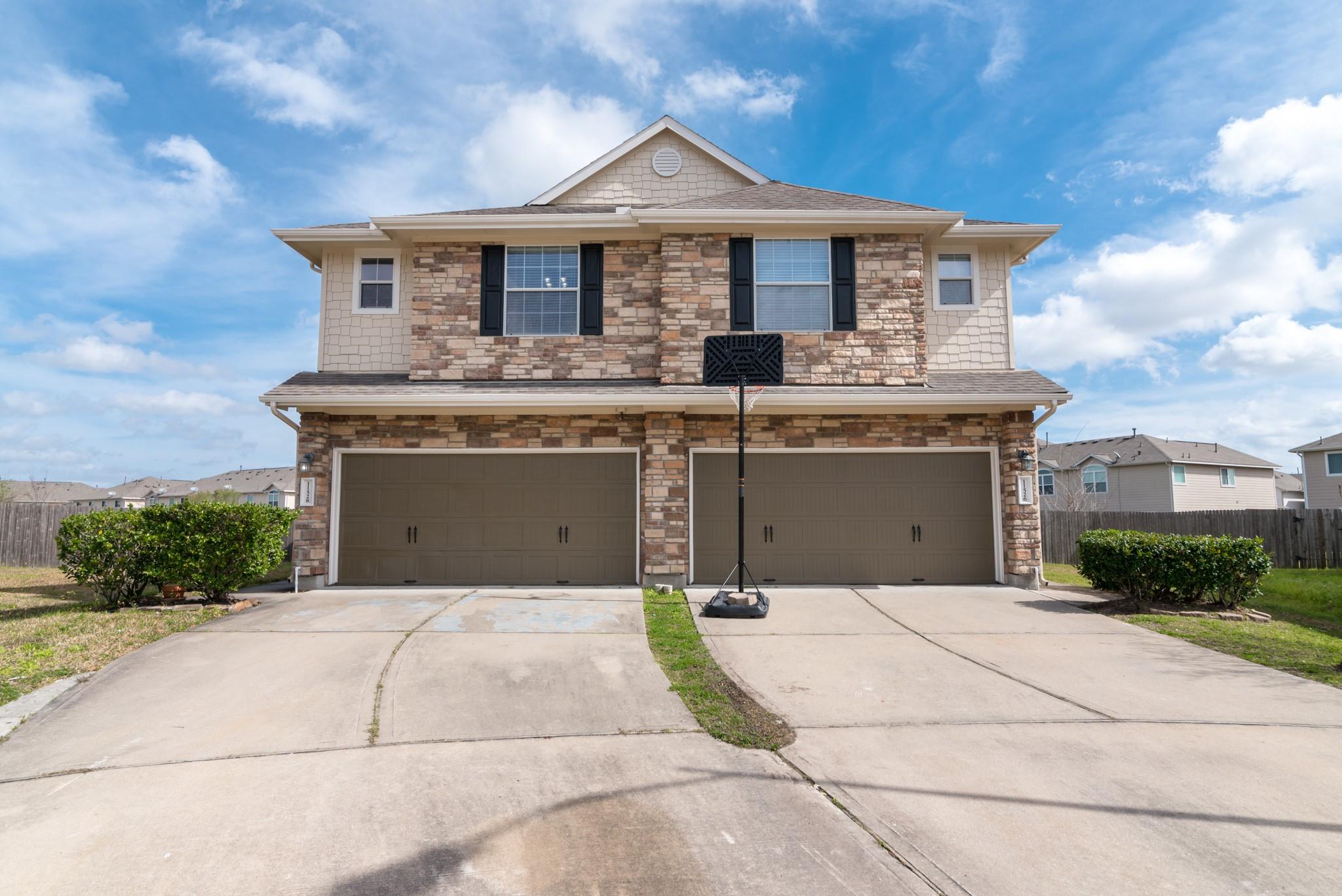 11528 Jacinth Court St, Houston, TX 77066