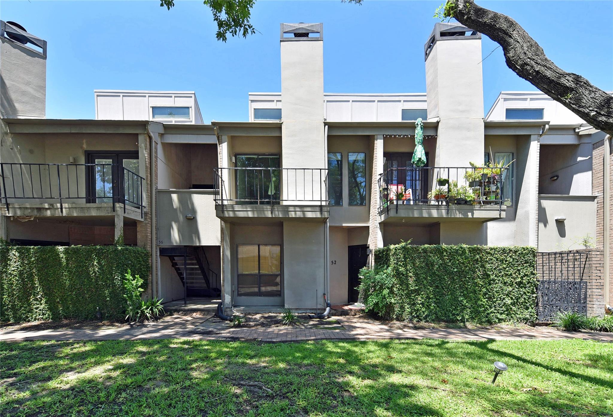 10811 Richmond Ave #52, Houston, TX 77042 photo