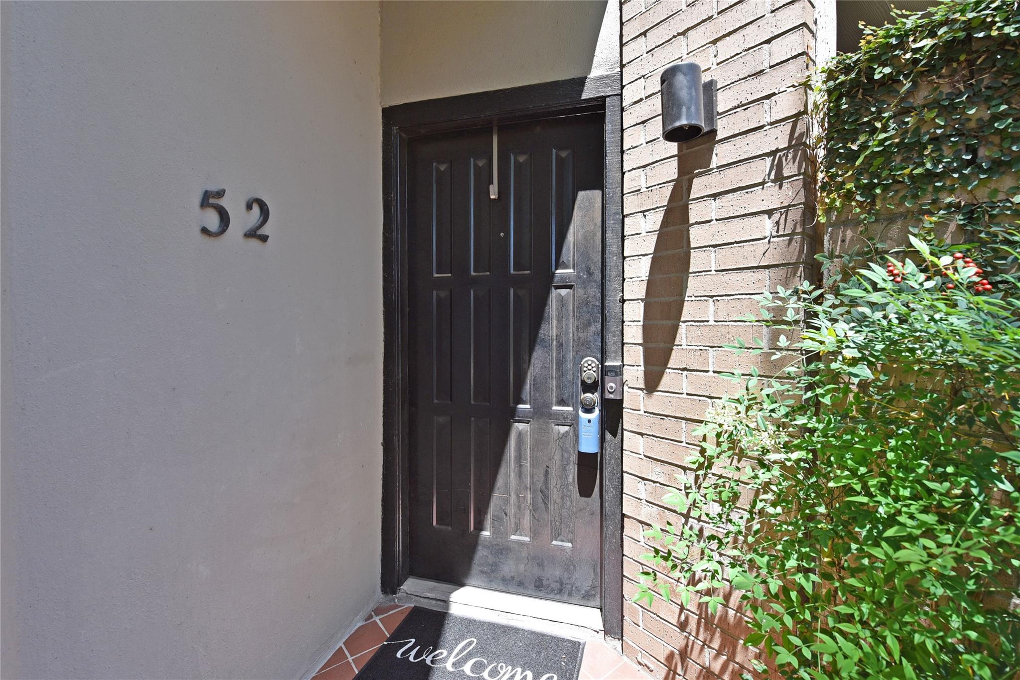 10811 Richmond Ave #52, Houston, TX 77042 photo