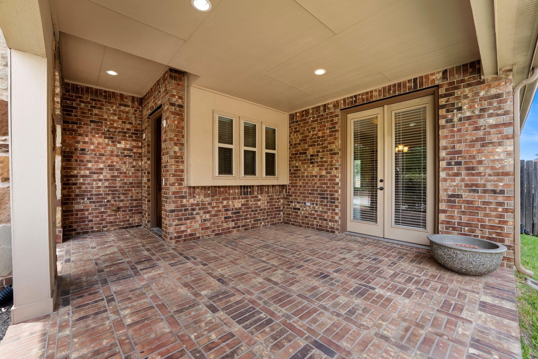 51 Chestnut Meadow Dr, Conroe, TX 77384 photo