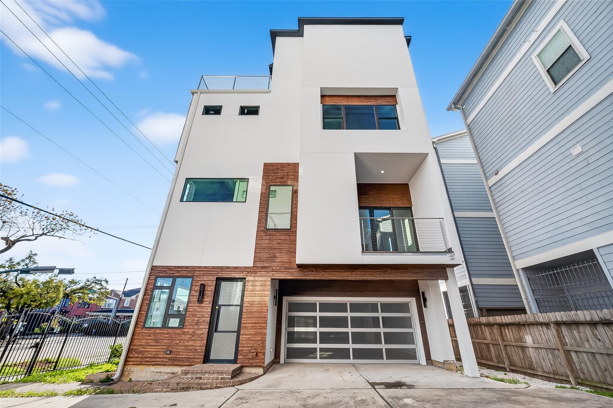 1414 Wheeler St, Houston, TX 77004