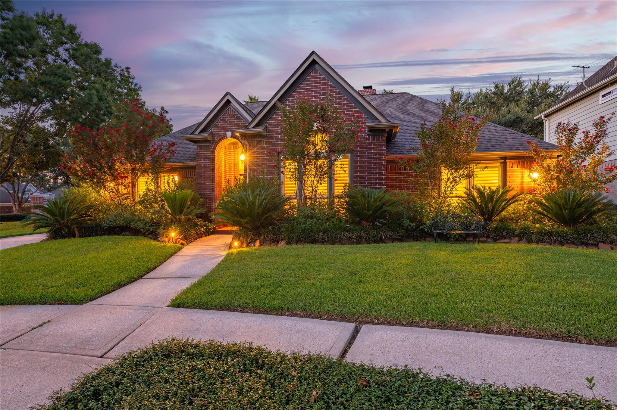 2025 Sandy Coast Cir, League City, TX 77573 photo