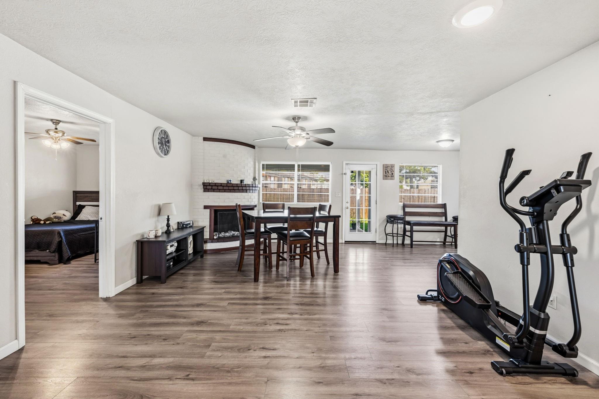 4502 Sage Cir, Baytown, TX 77521 photo
