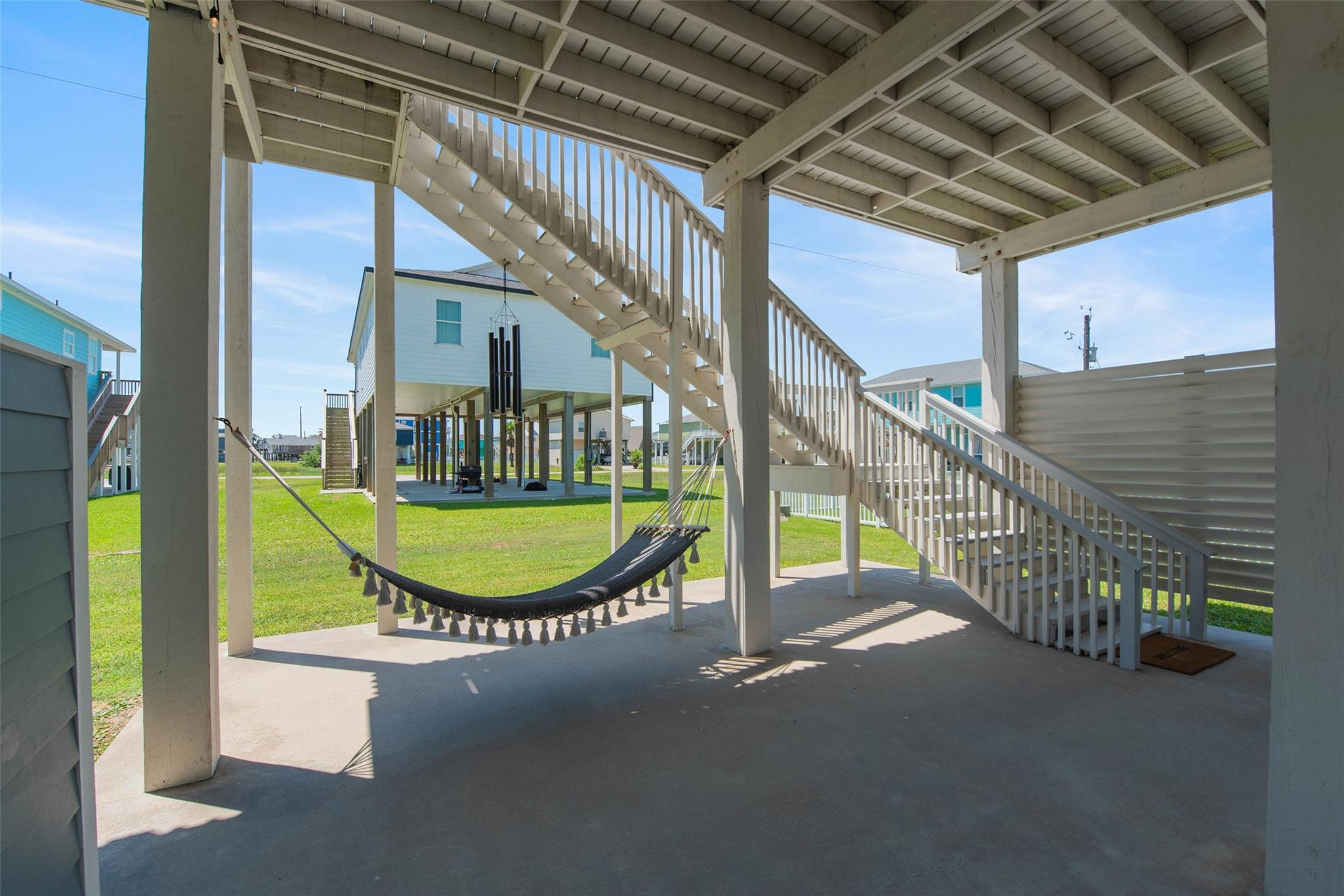 22811 Miramar St, Galveston, TX 77554 photo