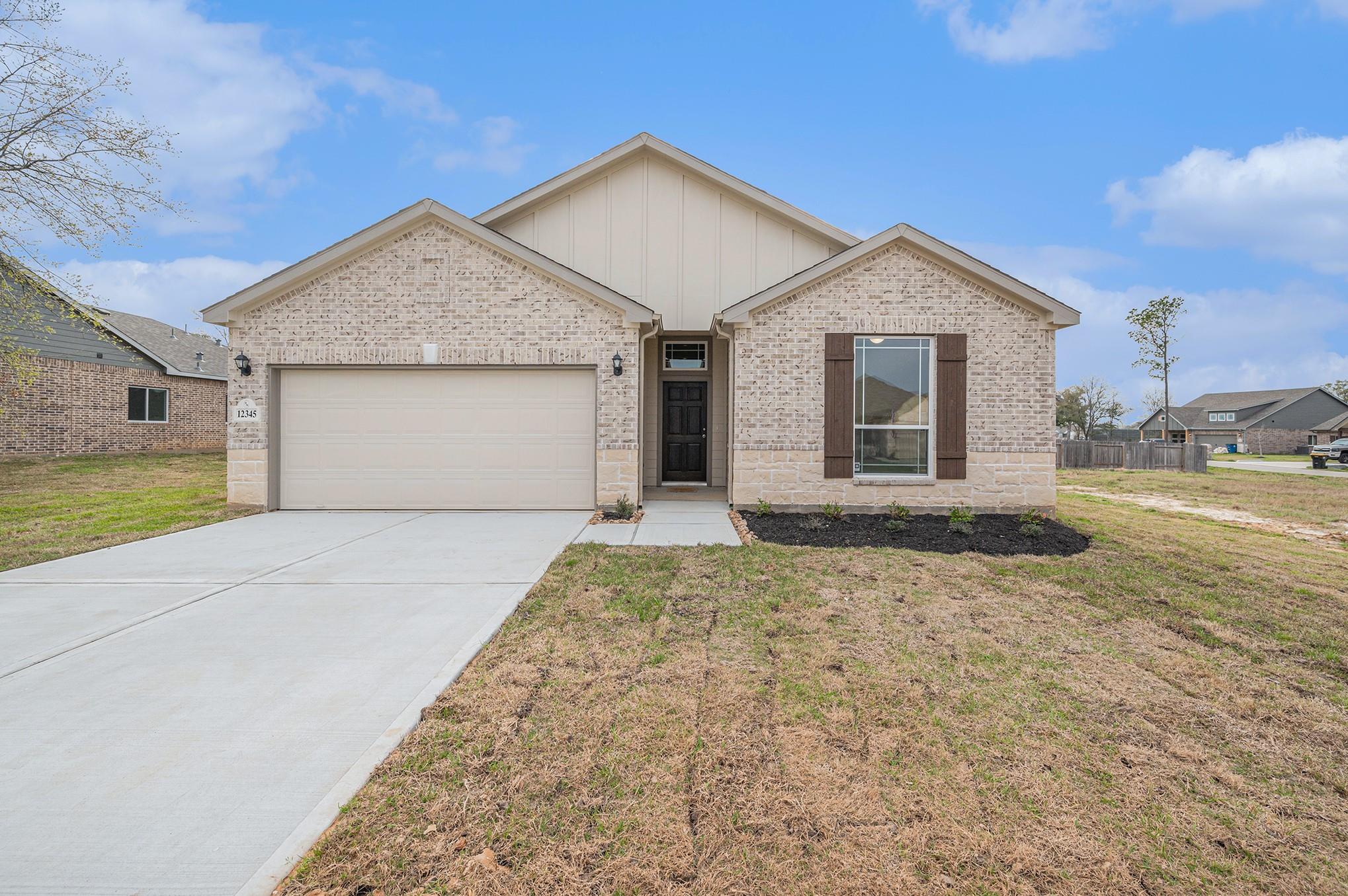 12408 Hackberry Dr, Willis, TX 77318