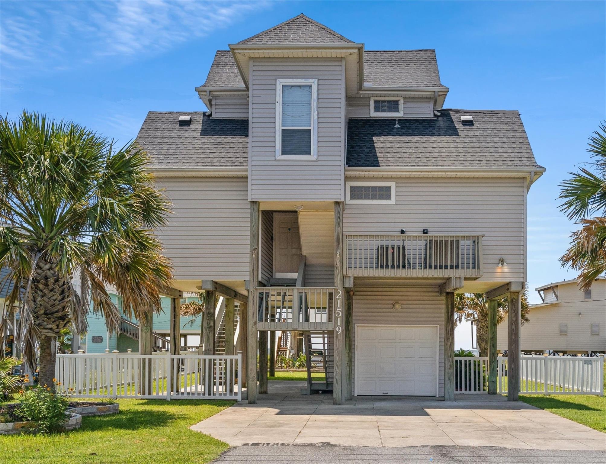 21519 San Luis Pass Rd, Galveston, TX 77554 photo