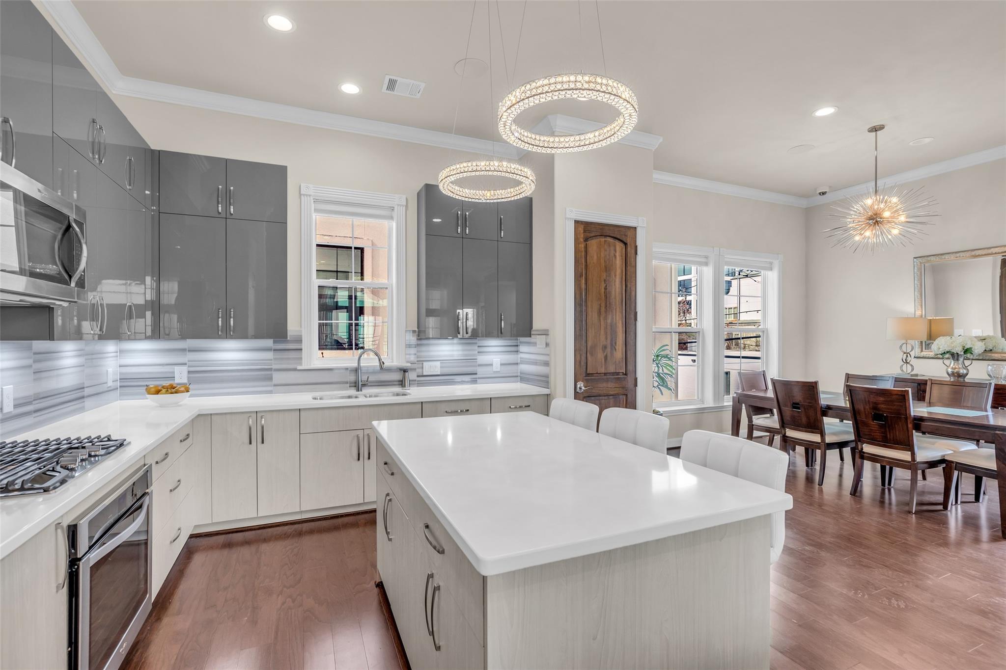 2307 Richton, Houston, TX 77098 photo