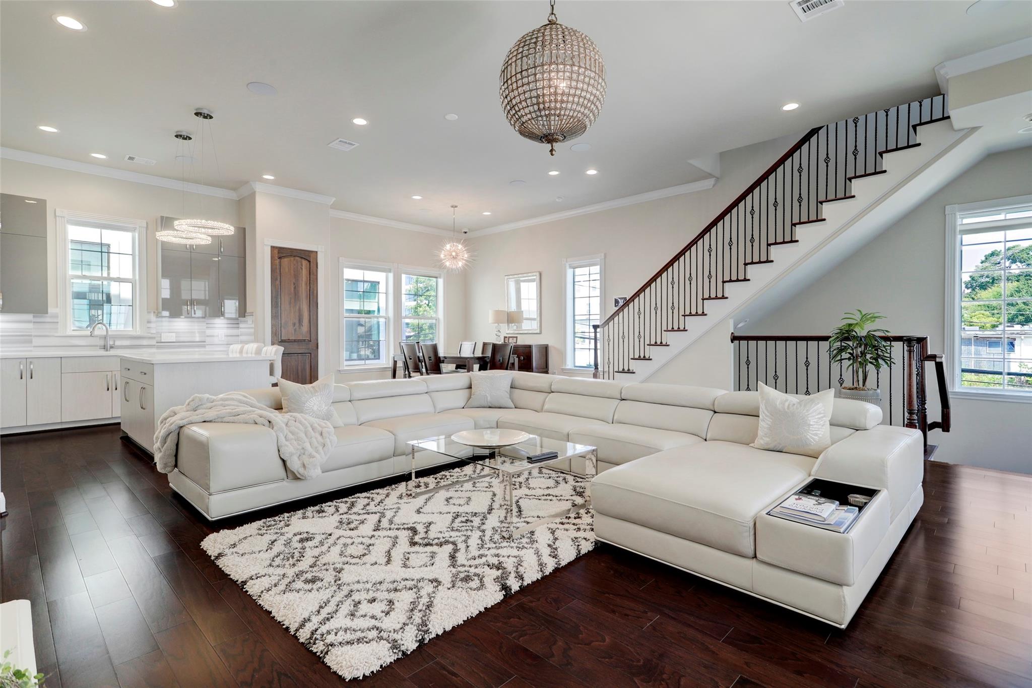 2307 Richton, Houston, TX 77098 photo