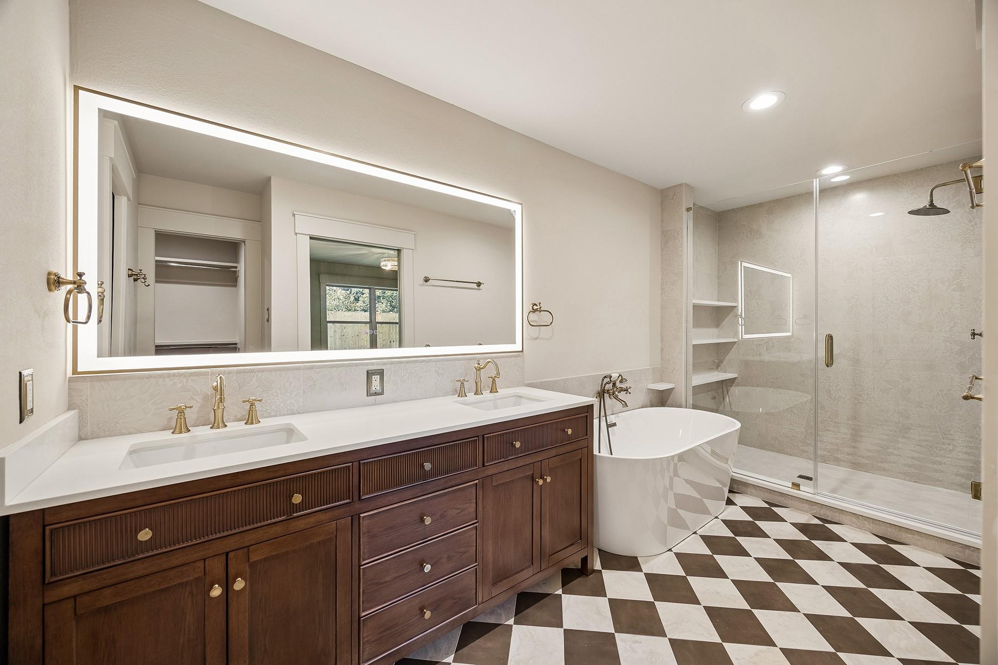 2226 Lamonte Ln, Houston, TX 77018 photo