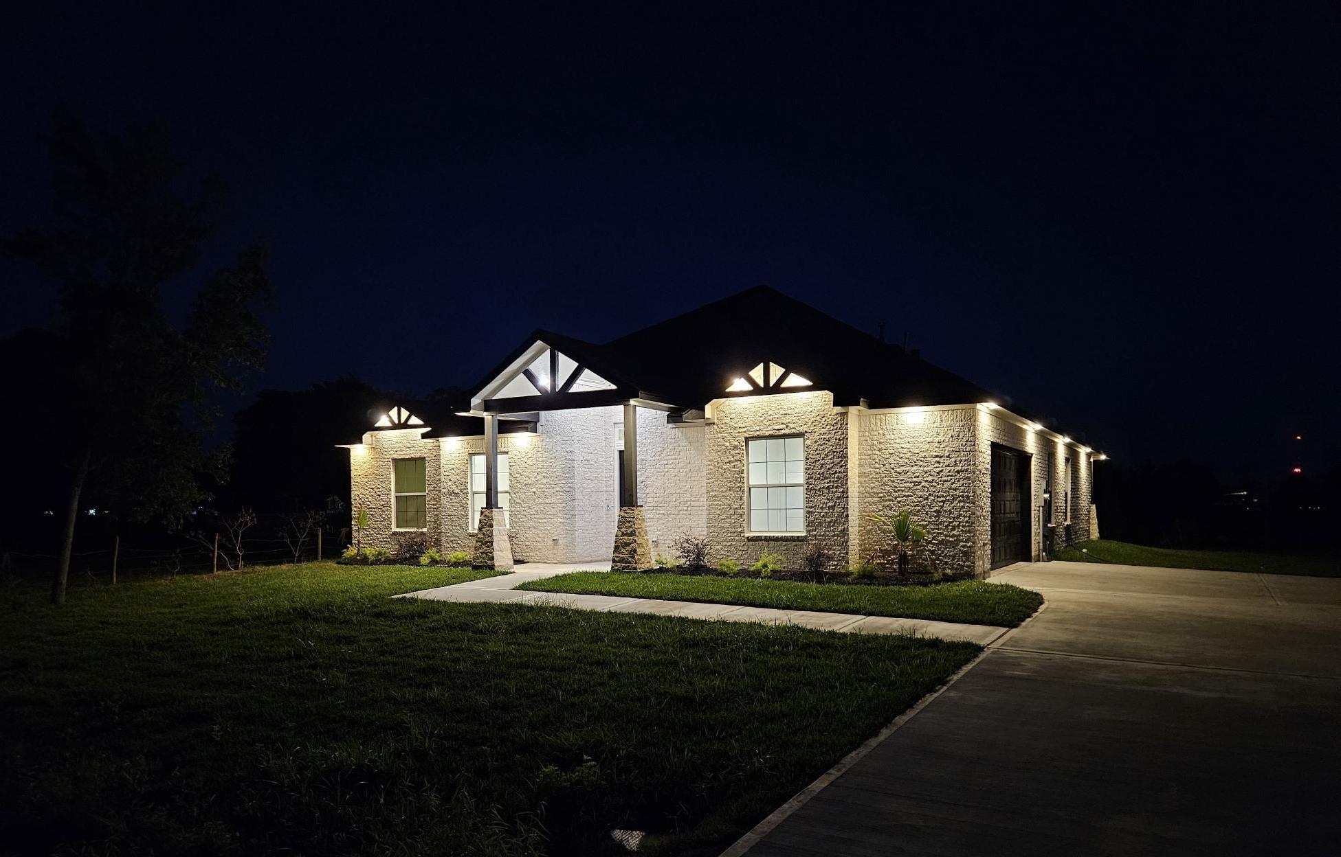 7717 Prairie St, Hitchcock, TX 77563 photo