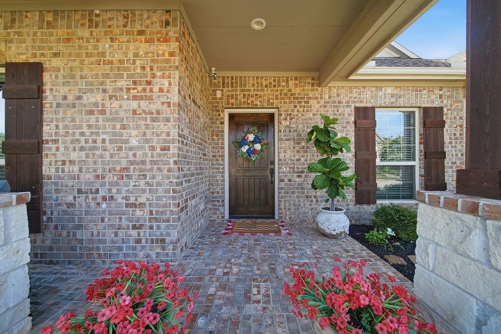 9614 Carson Ln, Iowa Colony, TX 77583 photo