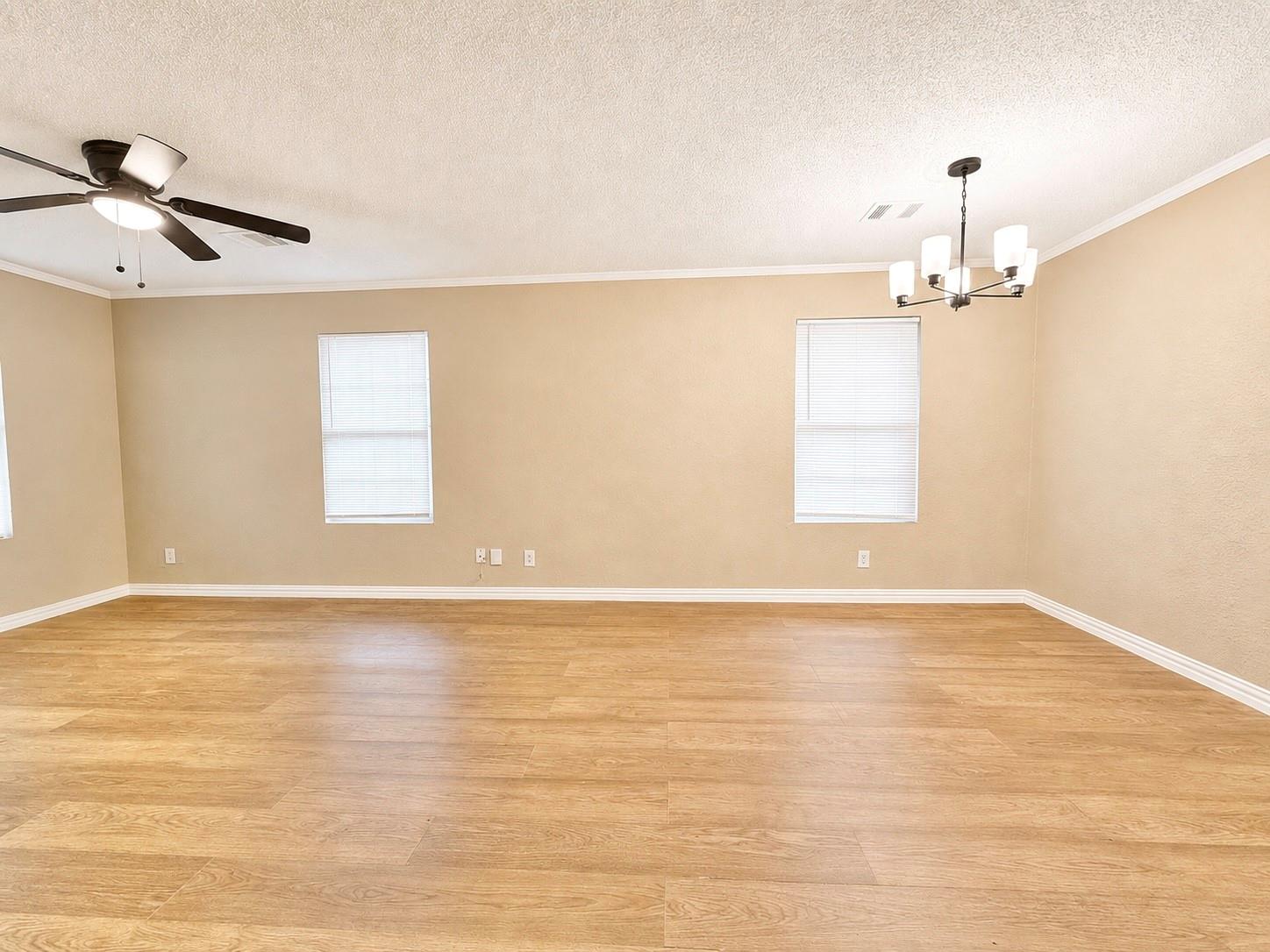 7902 Bowen St, Houston, TX 77051 photo