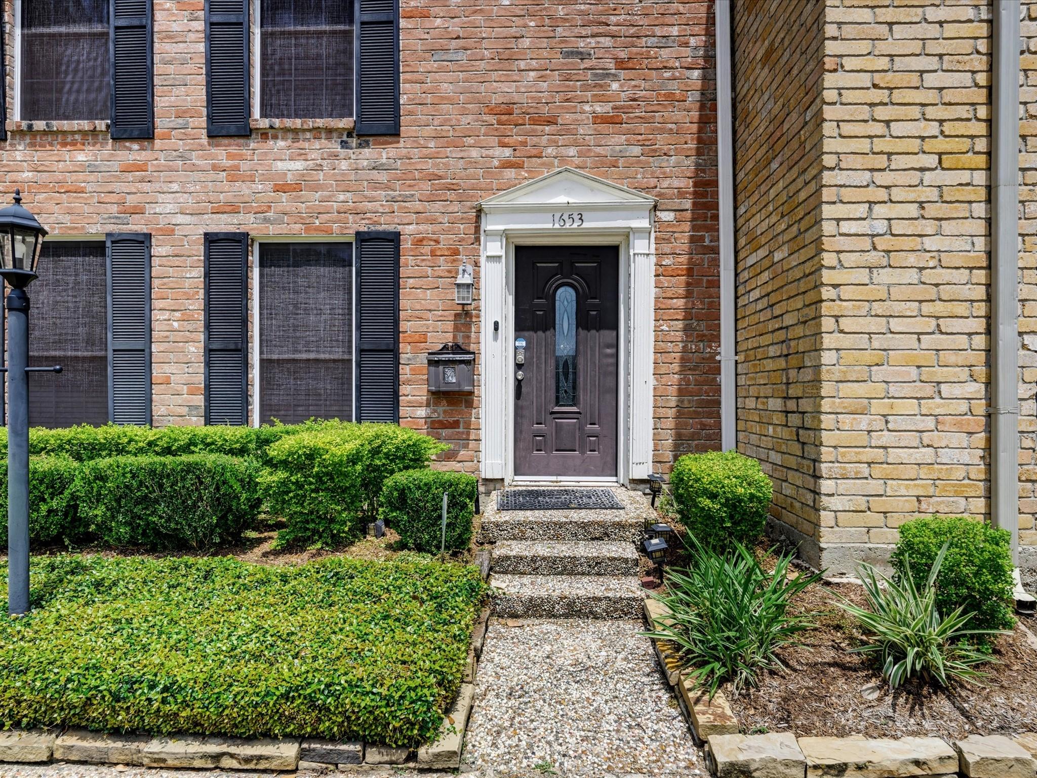 1653 W Sam Houston Pkwy, Houston, TX 77042 photo