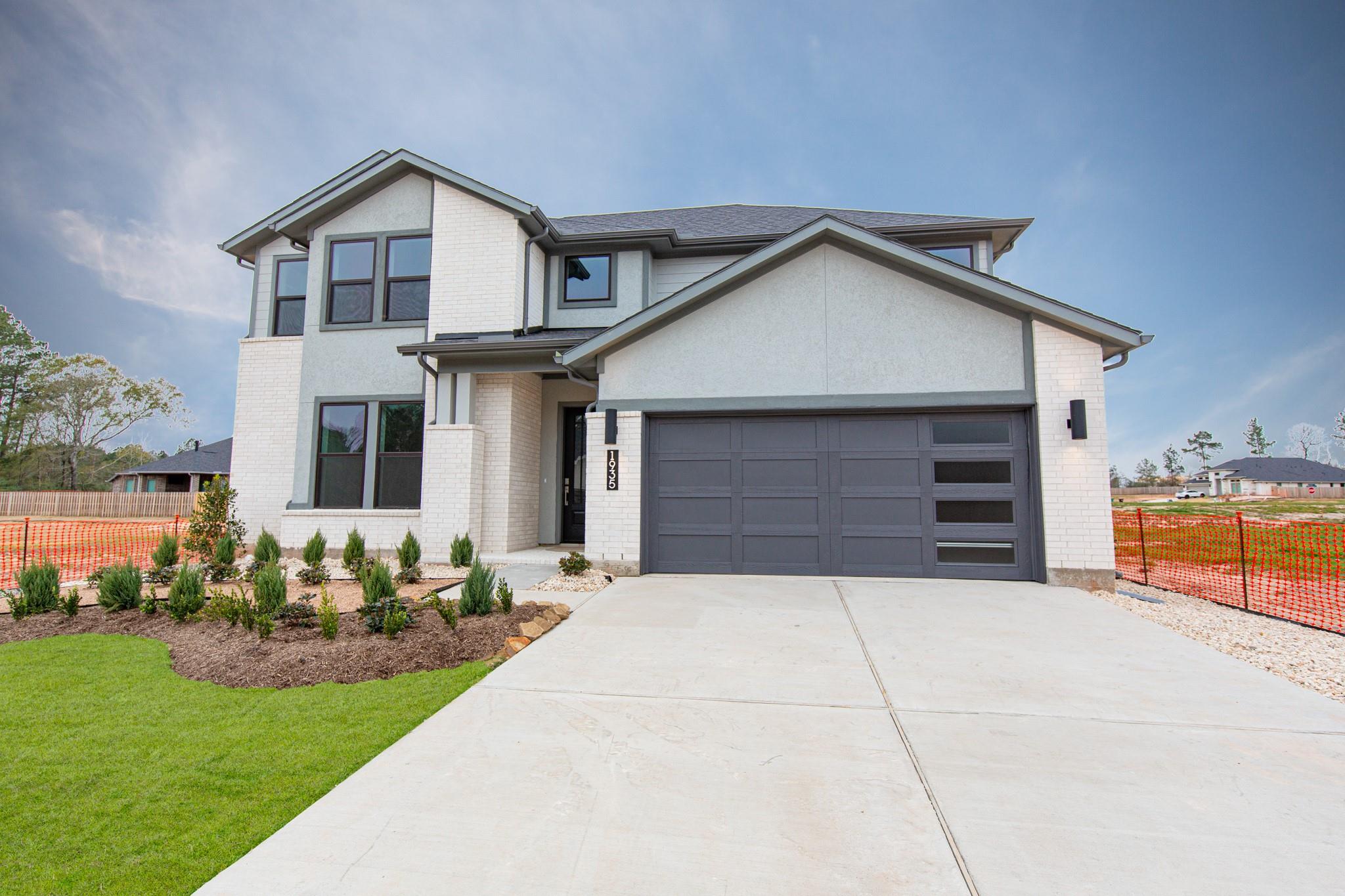 1935 Langford St, Montgomery, TX 77316