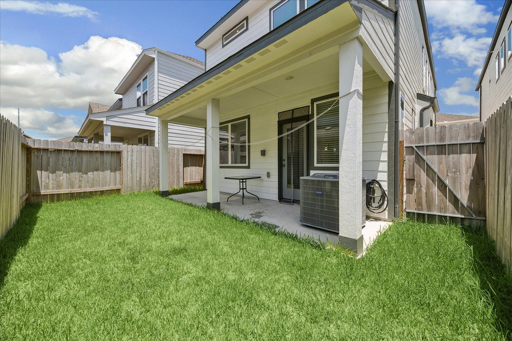 8409 Arden Valley Ln, Houston, TX 77063 photo