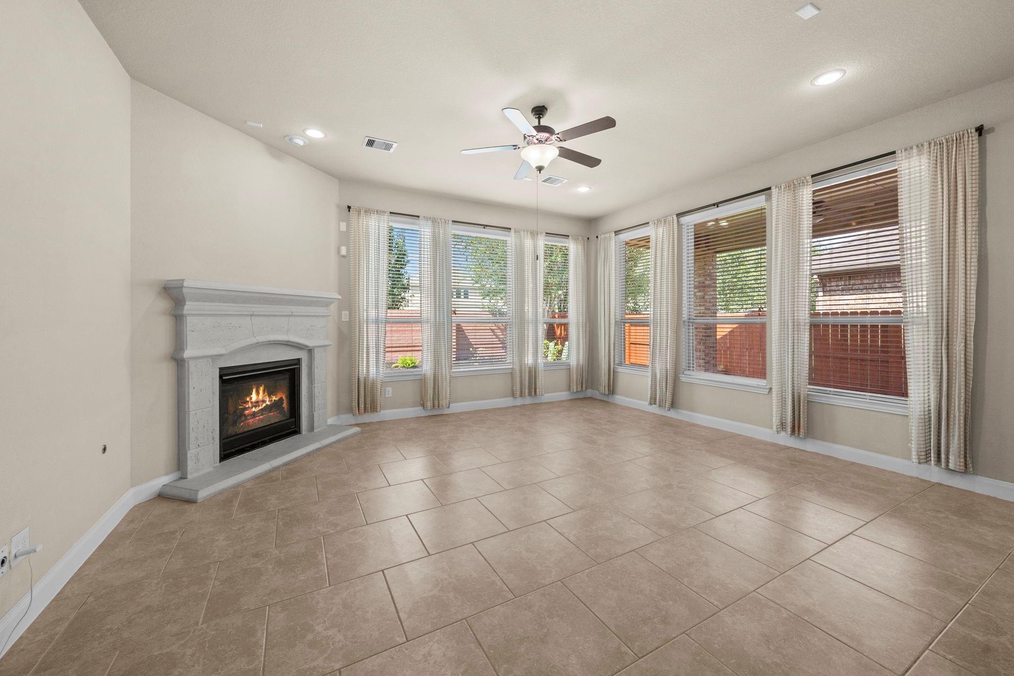 16902 Cook Landing Dr, Richmond, TX 77407 photo