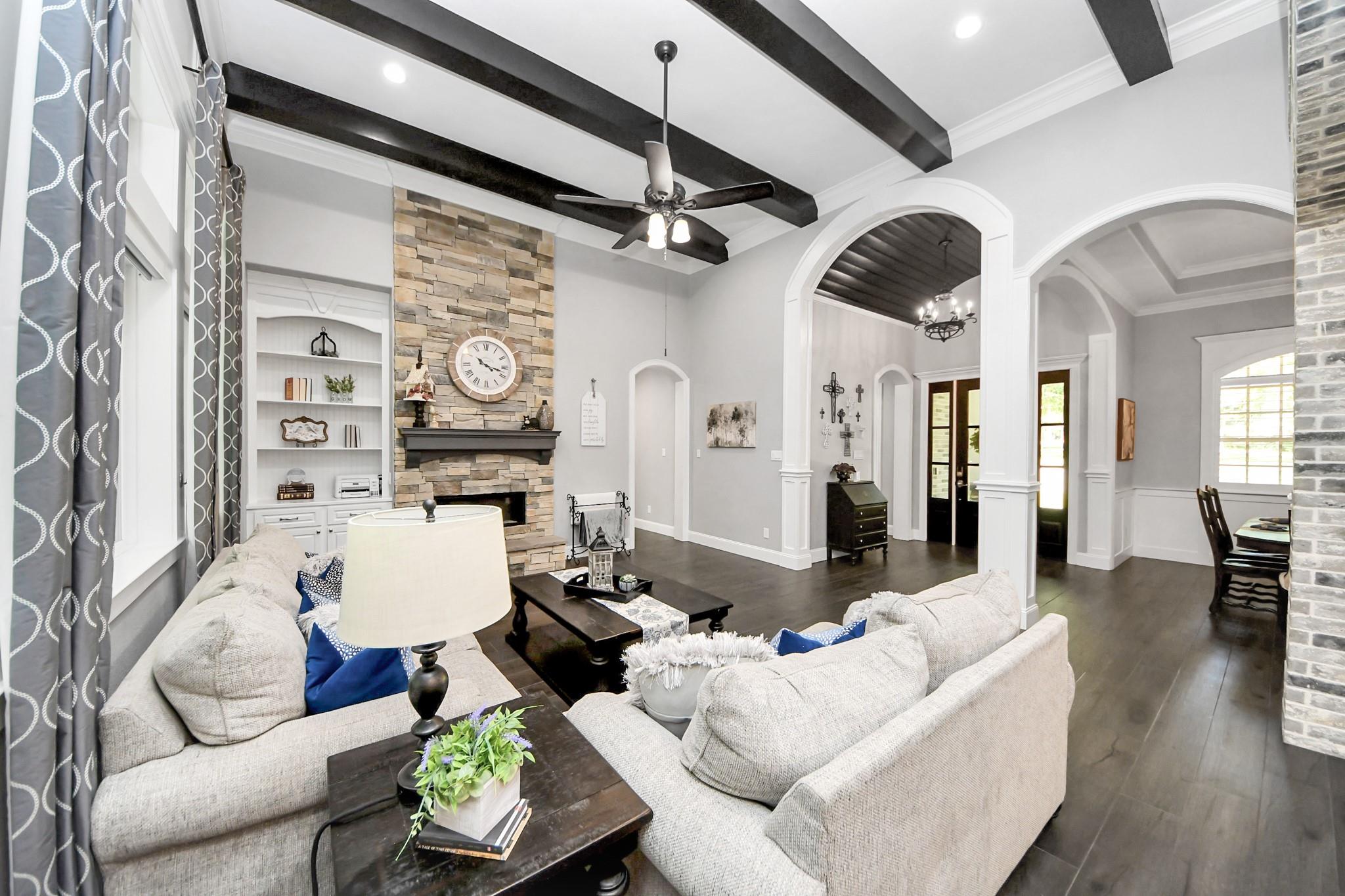 9634 Longmire Creek Way, Conroe, TX 77304 photo