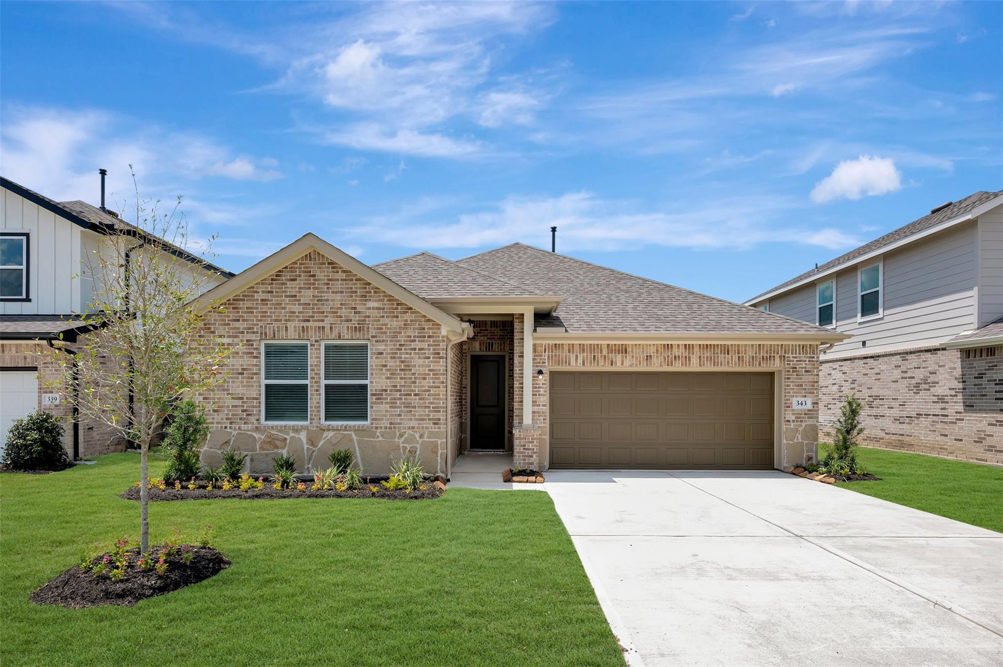 343 W Rose Marie Ln, Montgomery, TX 77356 photo