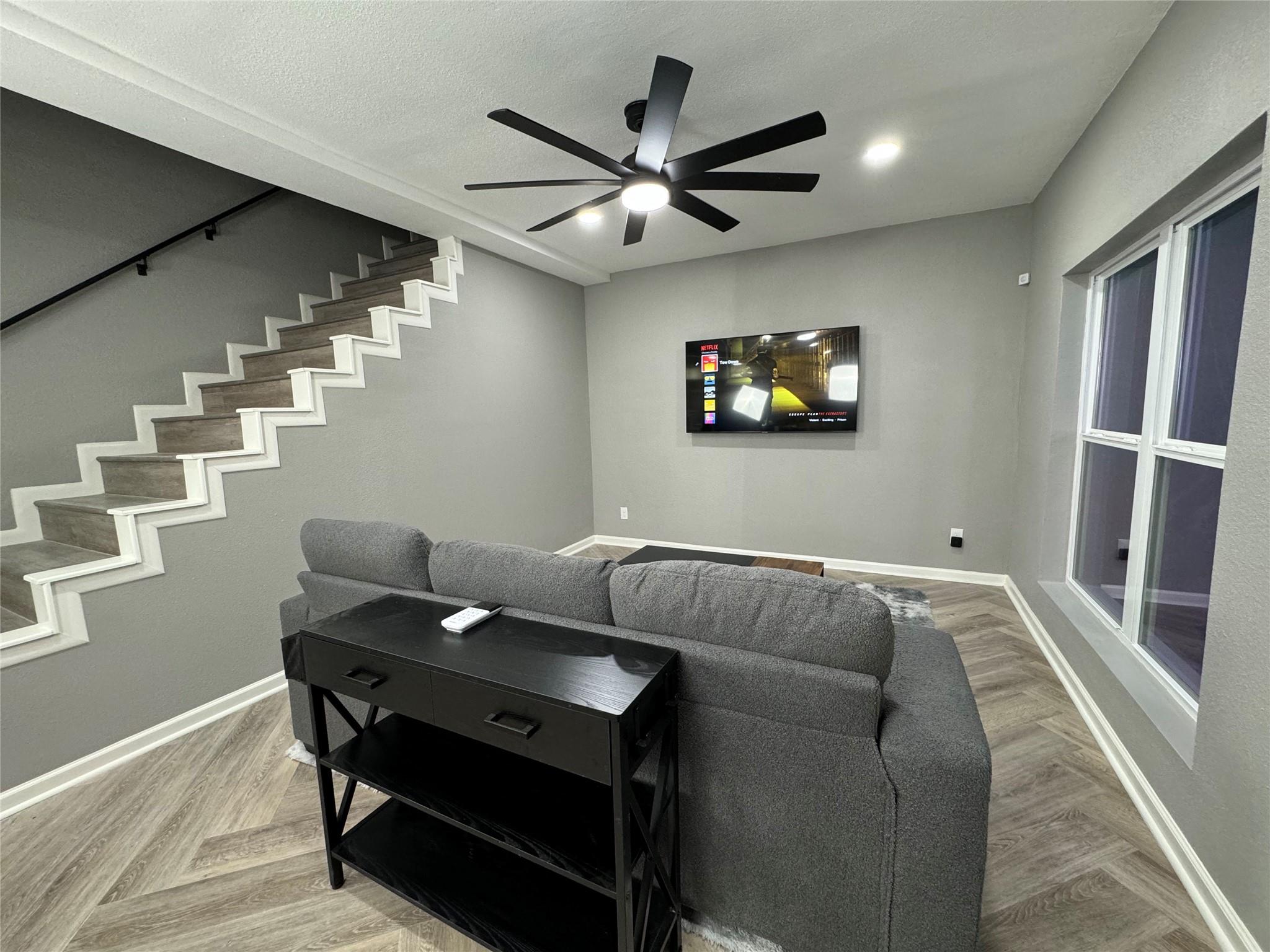 1115 Augusta Dr, Houston, TX 77057
