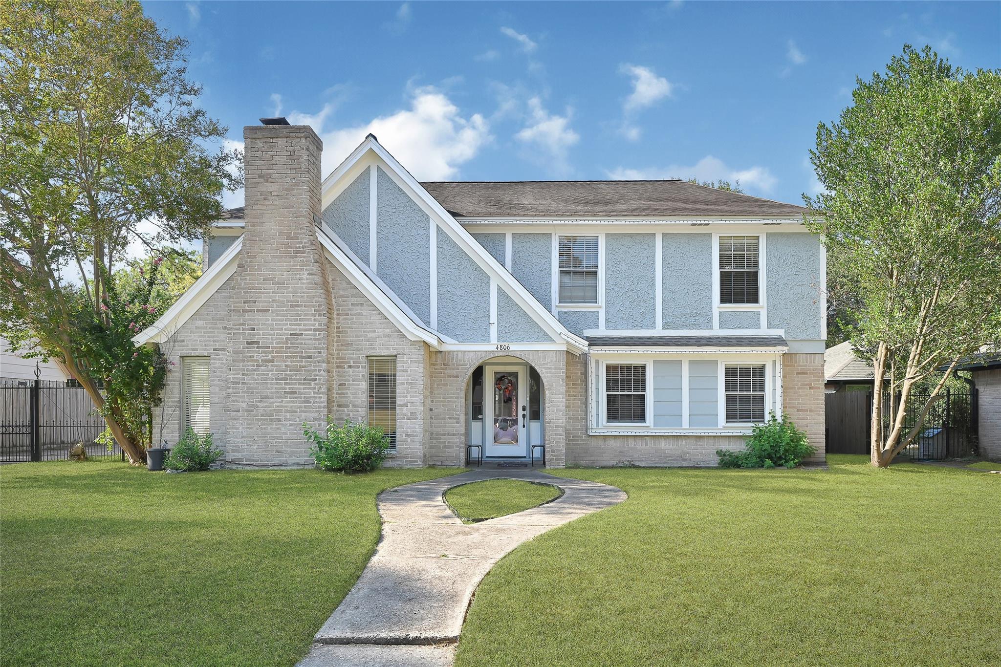 4806 Charade Dr, Houston, TX 77066 photo